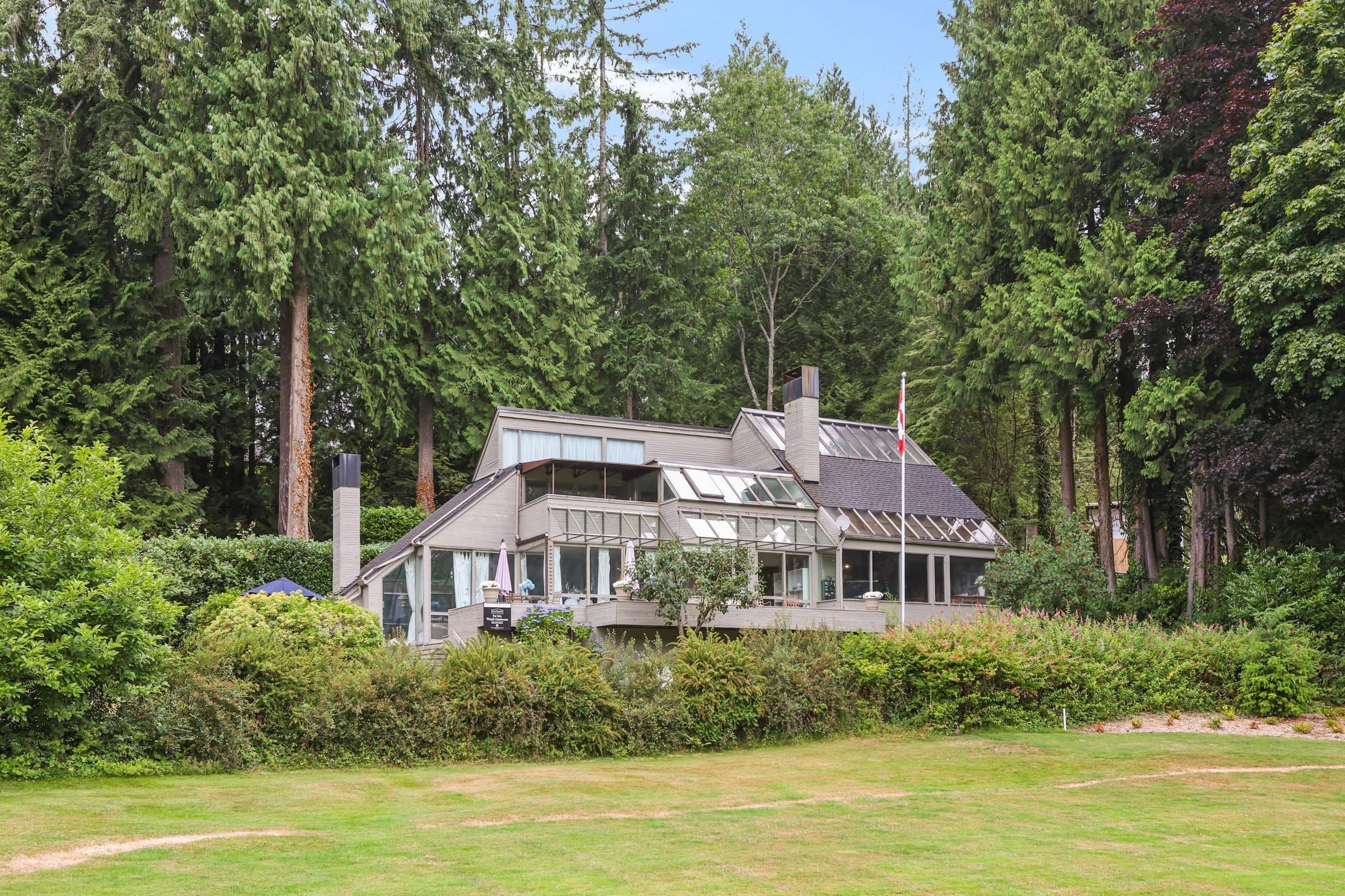 460 Southborough Drive, West Vancouver, BC - Outdoor