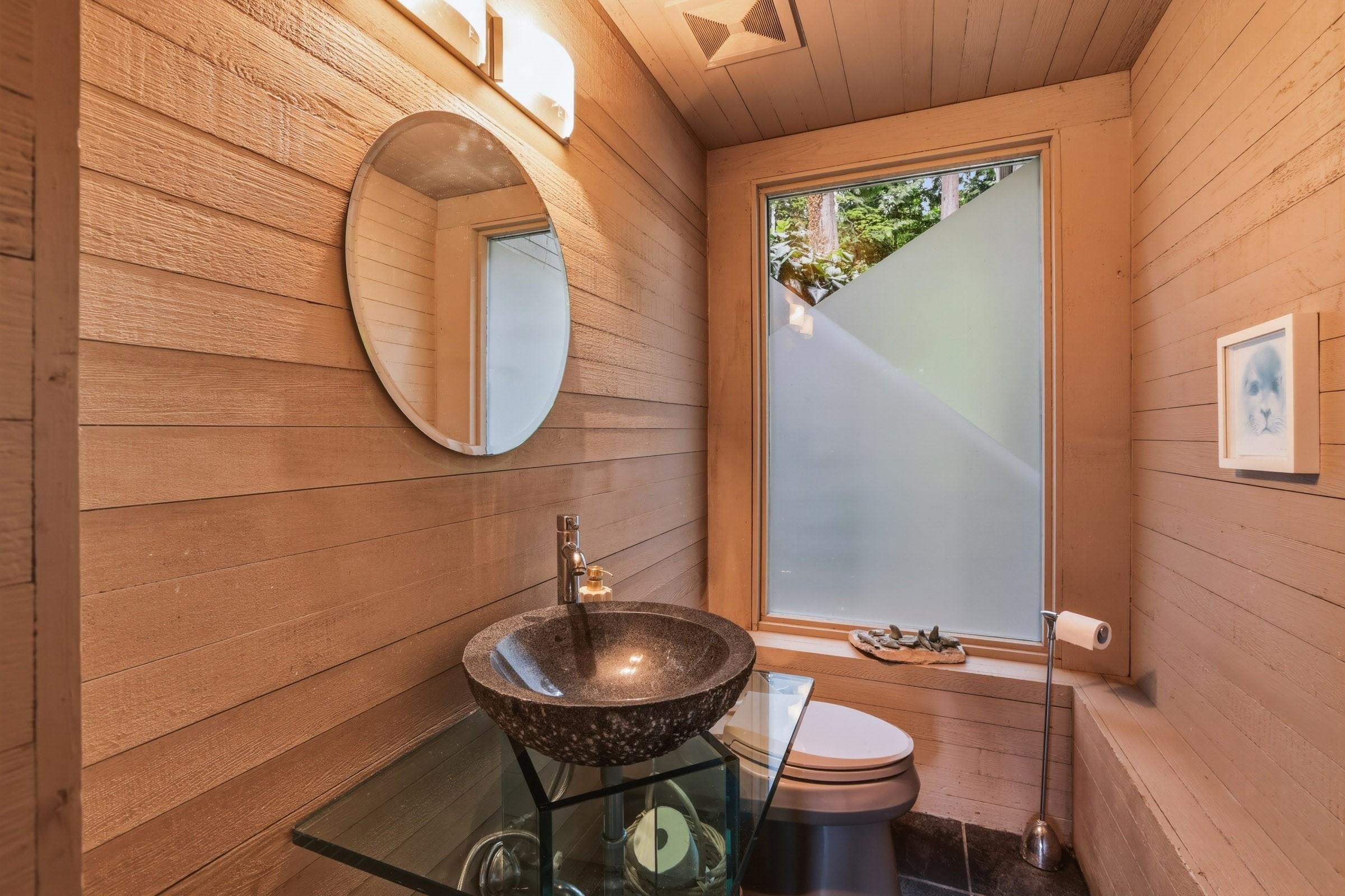 460 Southborough Drive, West Vancouver, BC - Indoor