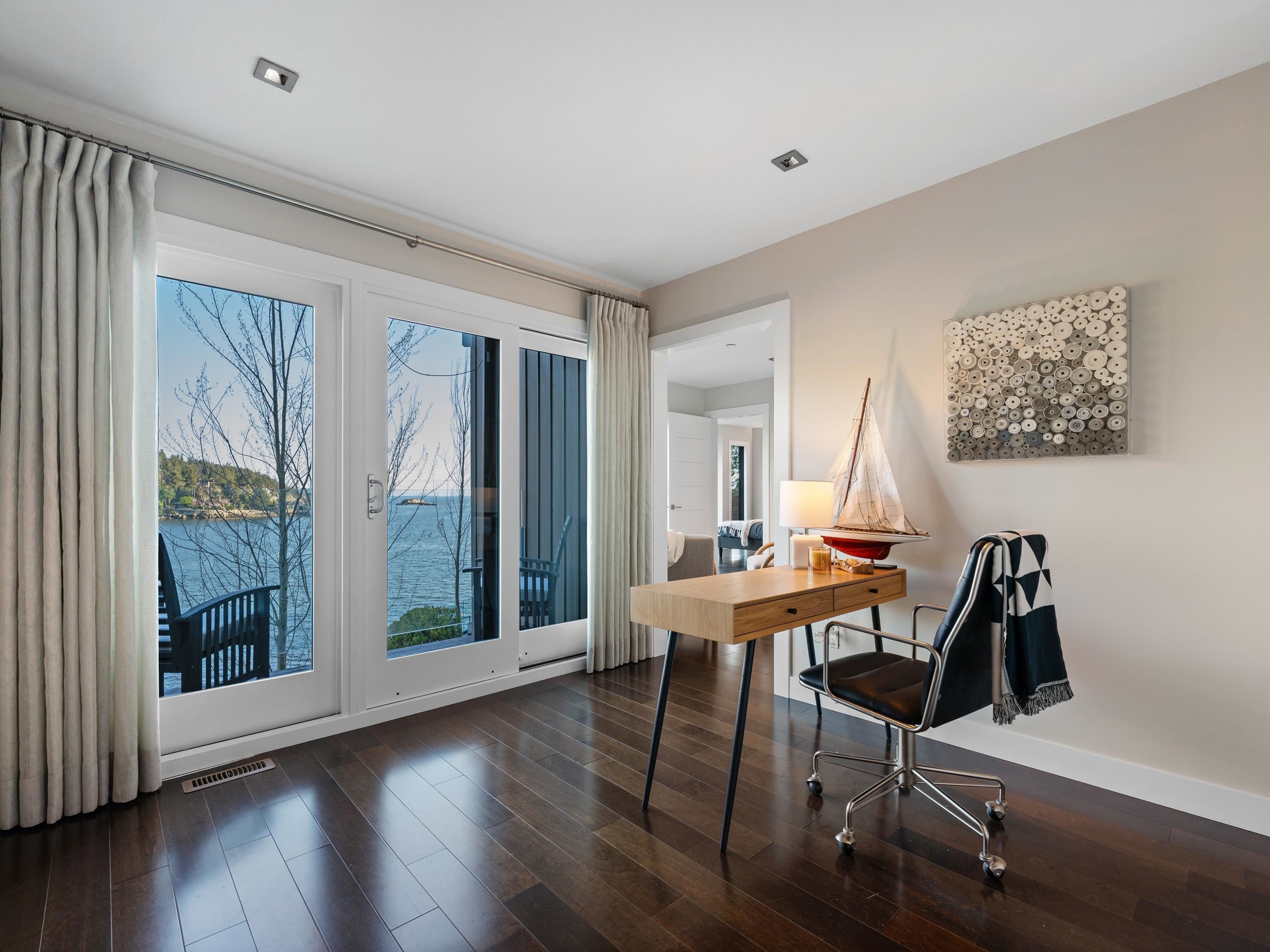 5810 Eagle Island, West Vancouver, BC