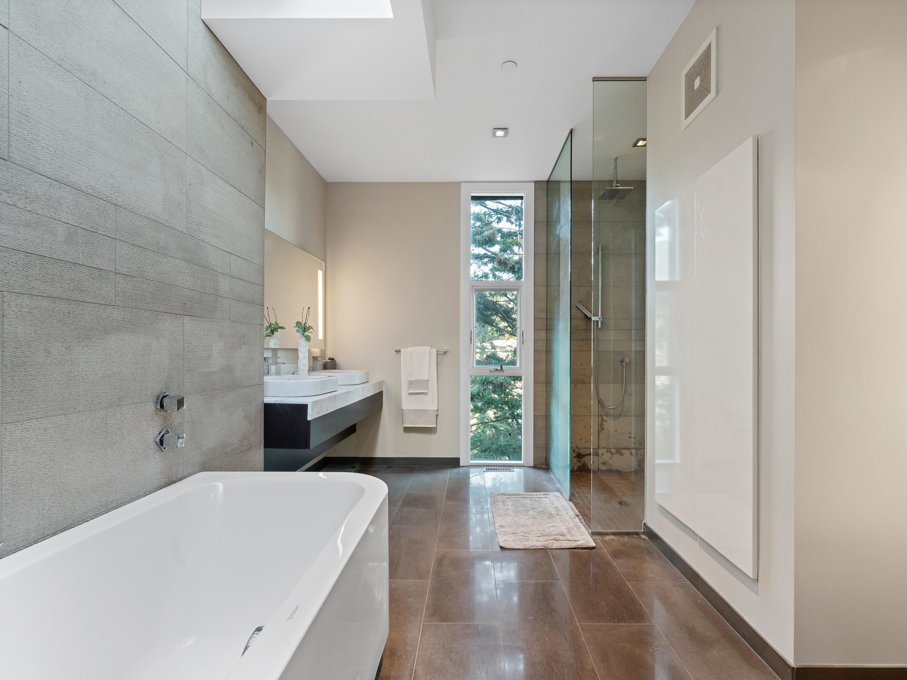 5810 Eagle Island, West Vancouver, BC