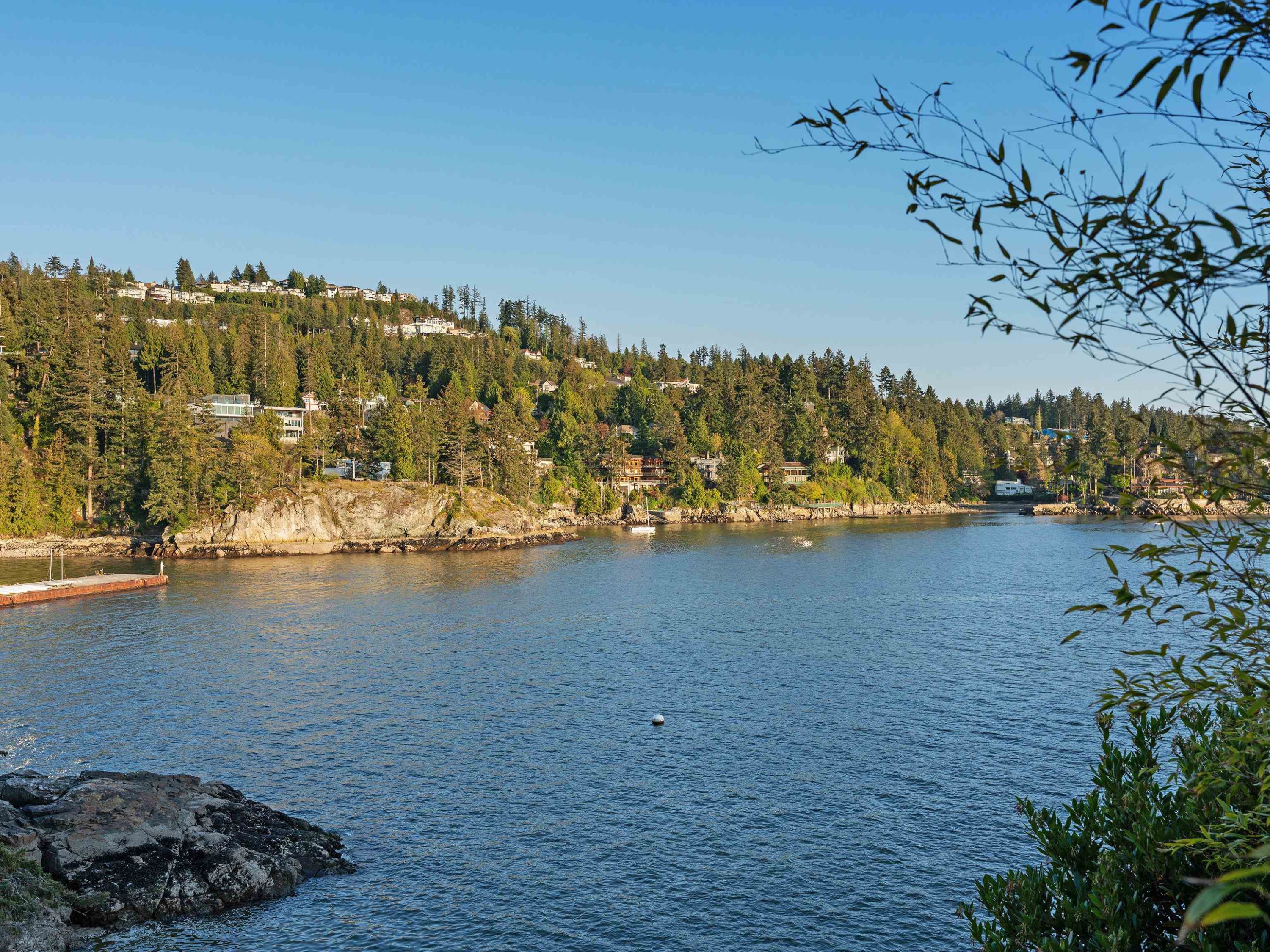 5810 Eagle Island, West Vancouver, BC
