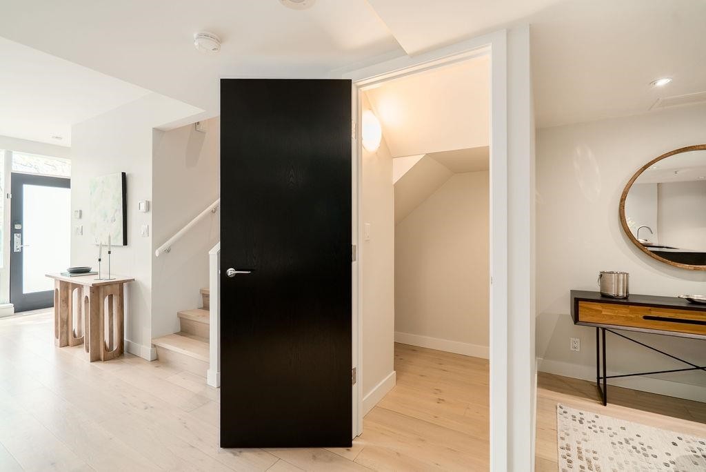 1471 Howe Street, Vancouver, BC