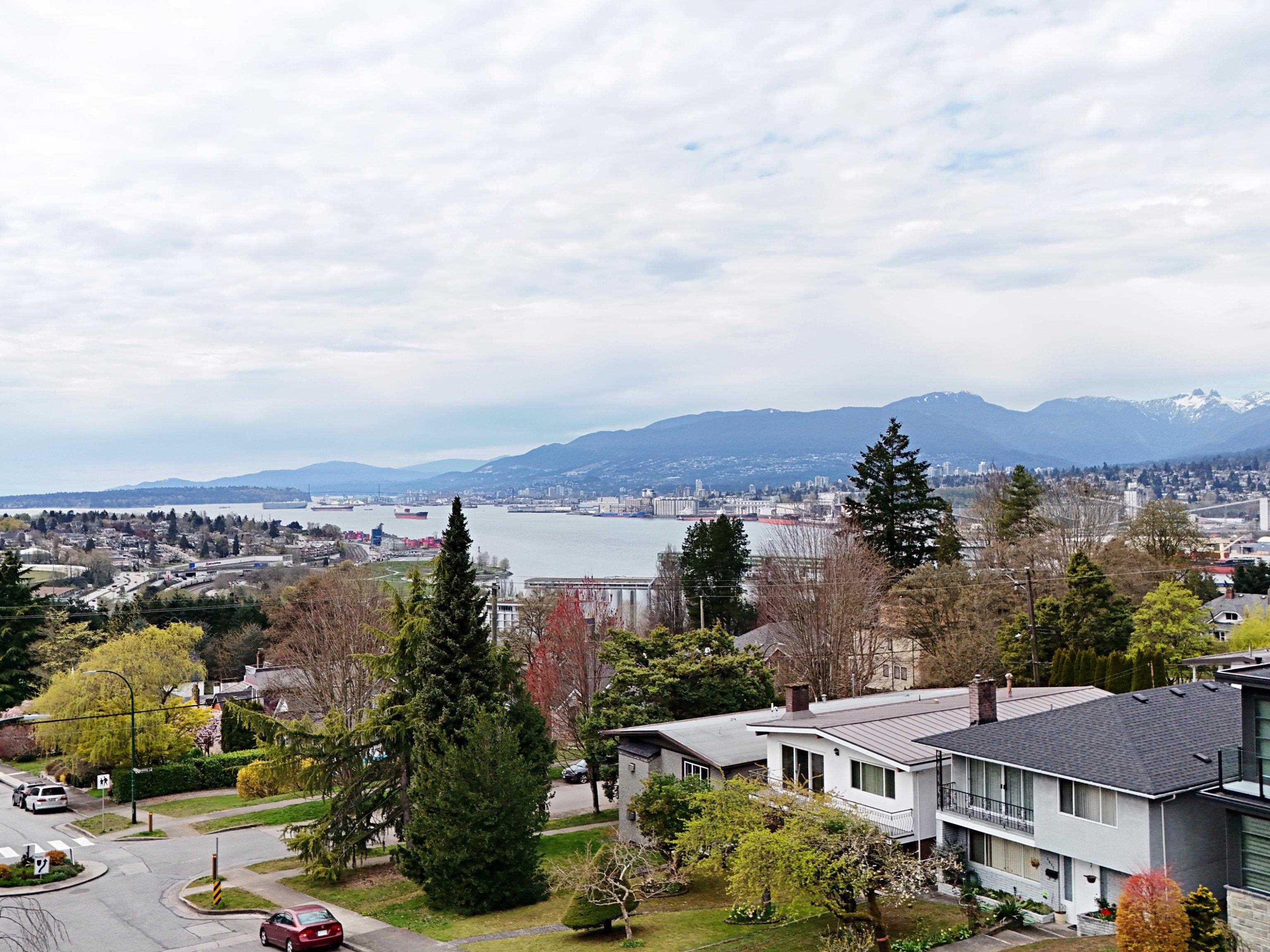 3624 Cambridge Street, Vancouver, BC