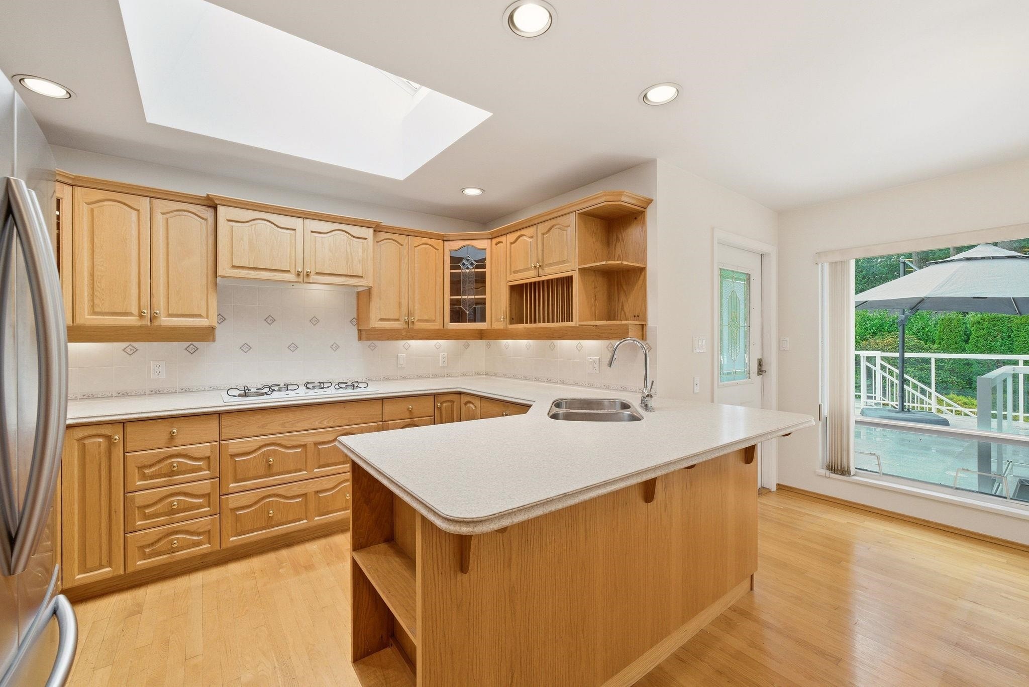2522 Bronte Drive, North Vancouver, BC