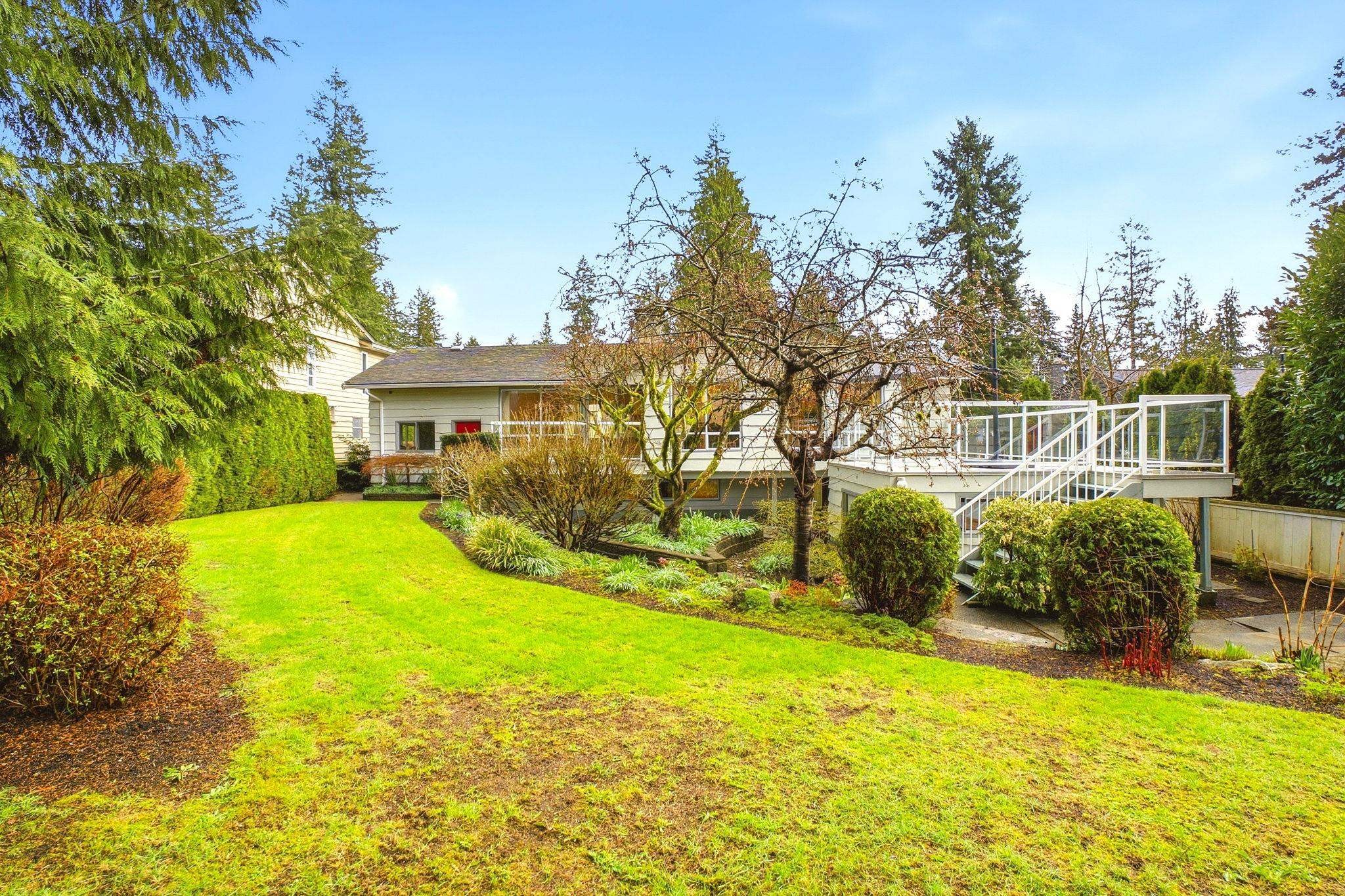 2522 Bronte Drive, North Vancouver, BC
