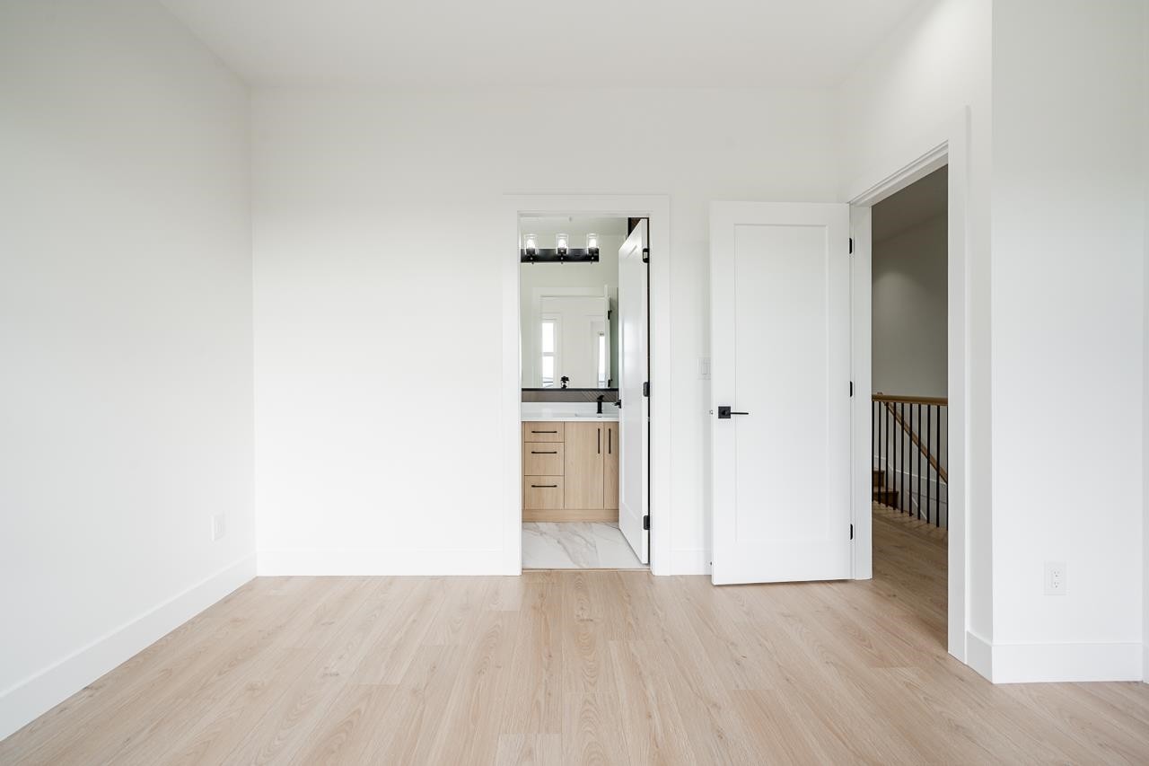 102-957 Edgar Avenue, Coquitlam, BC