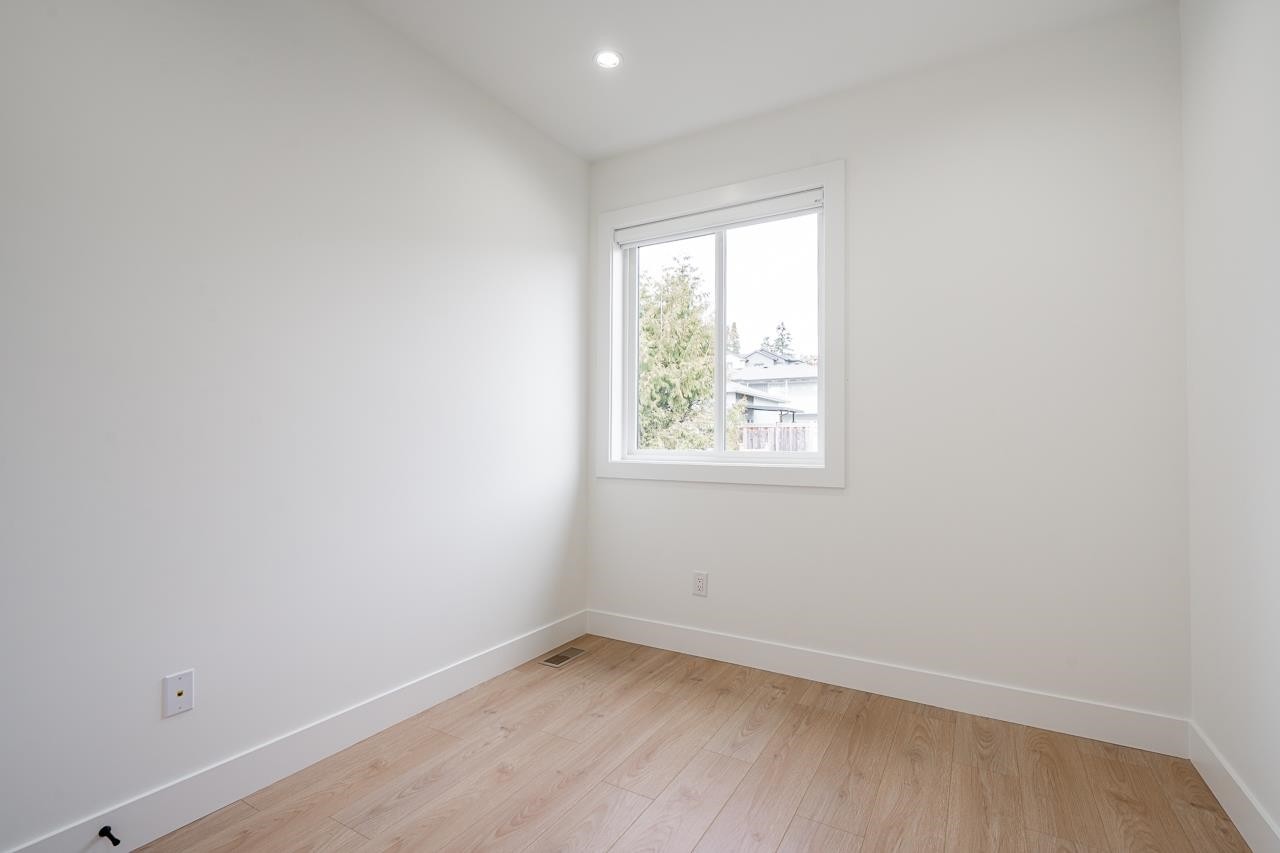 102-957 Edgar Avenue, Coquitlam, BC