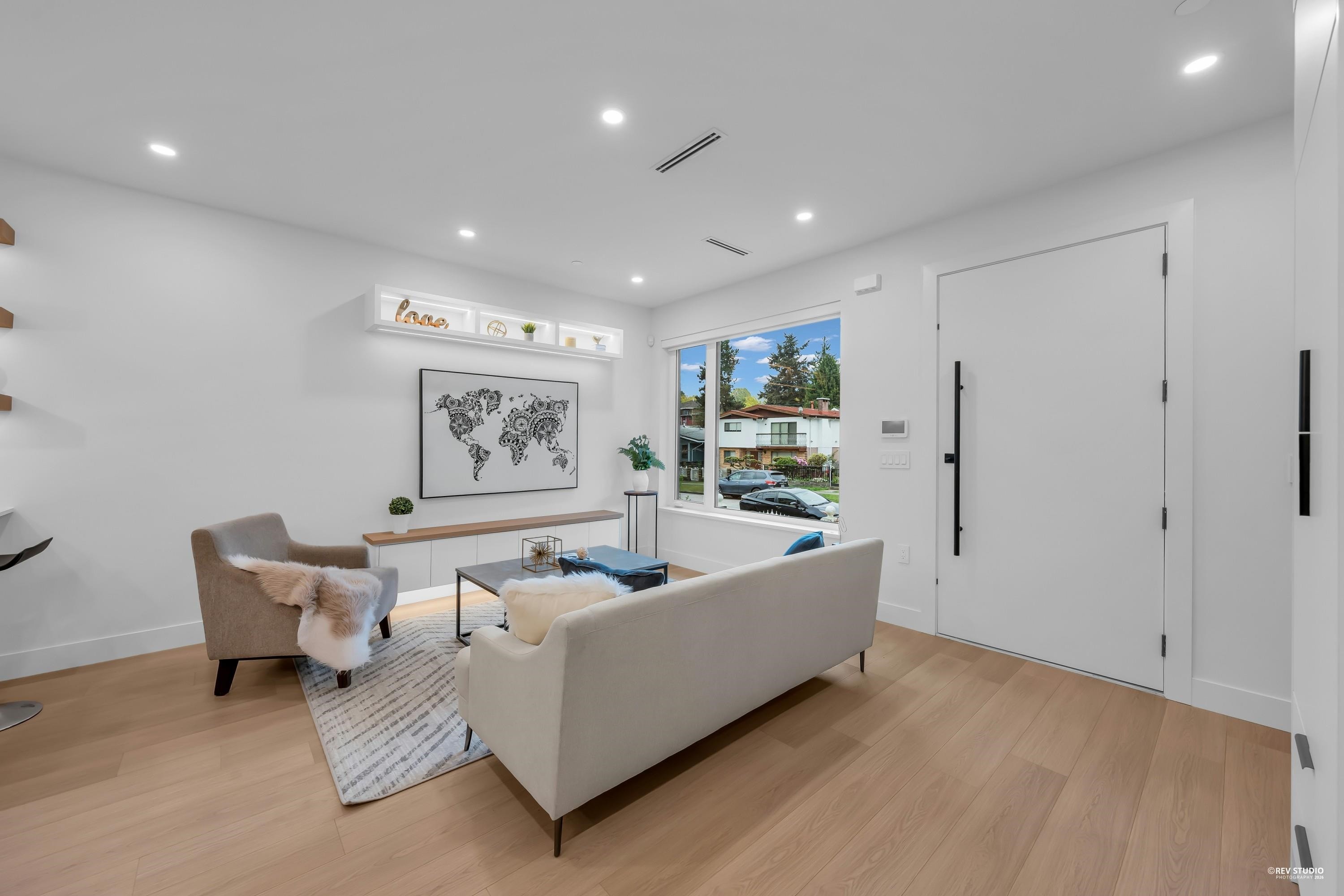 2715 Cheyenne Avenue, Vancouver, BC