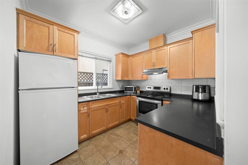 8300 No 1 Road, Richmond, BC