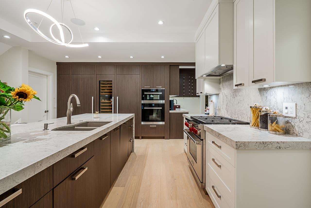 4797 The Glen, West Vancouver, BC