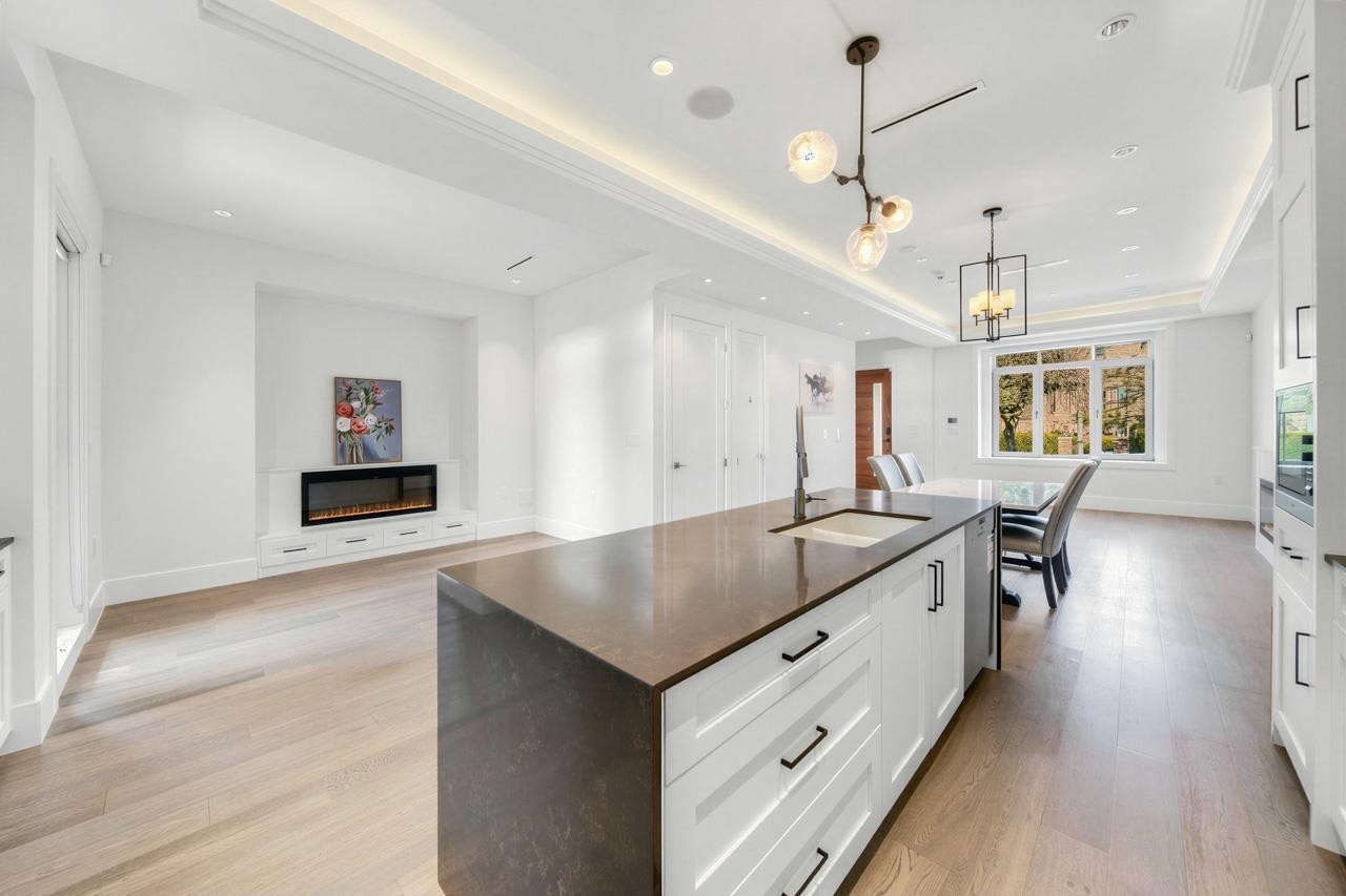 3412 43Rd Avenue W, Vancouver, BC