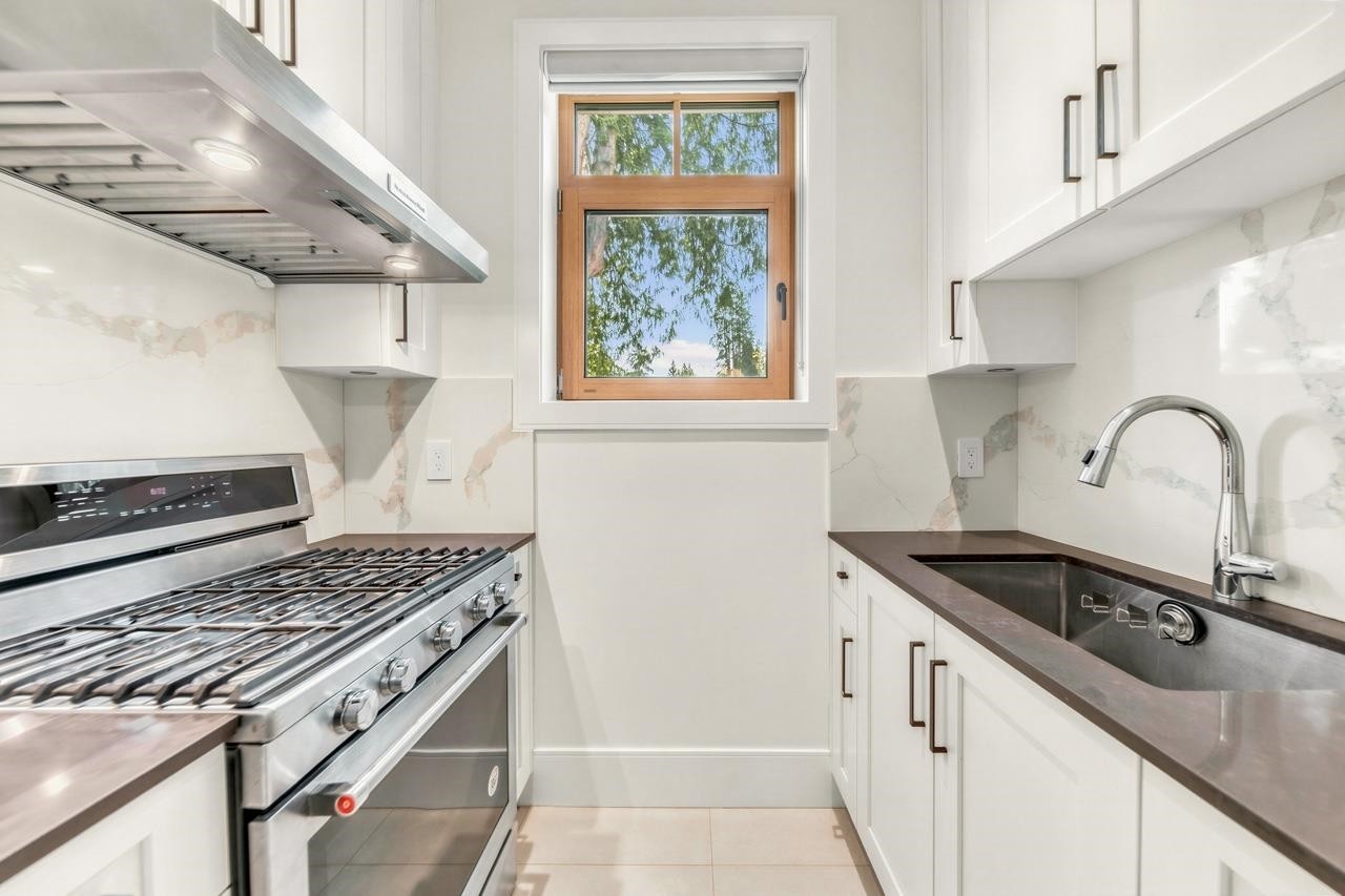3412 43Rd Avenue W, Vancouver, BC