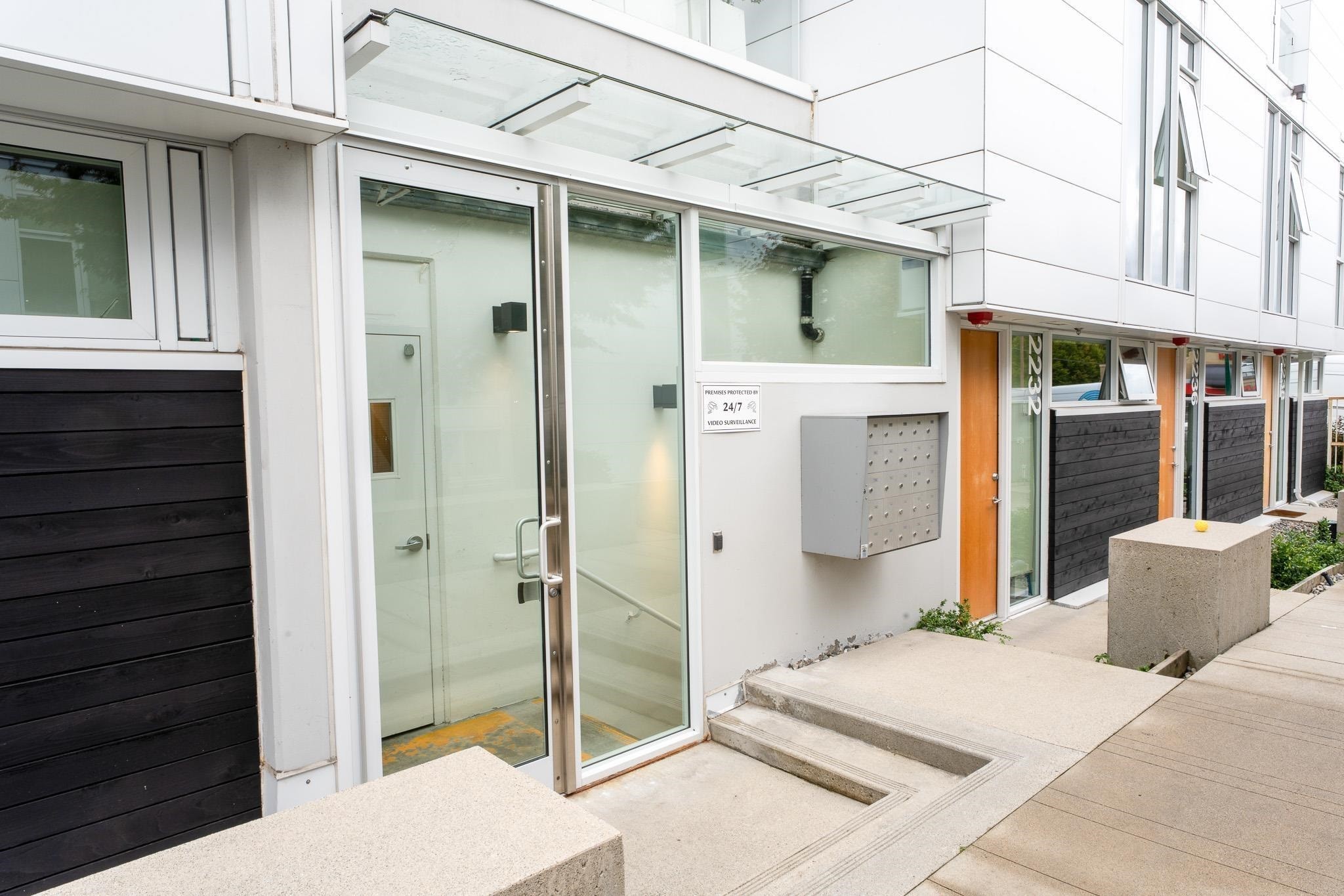 2208 Willow Street, Vancouver, BC