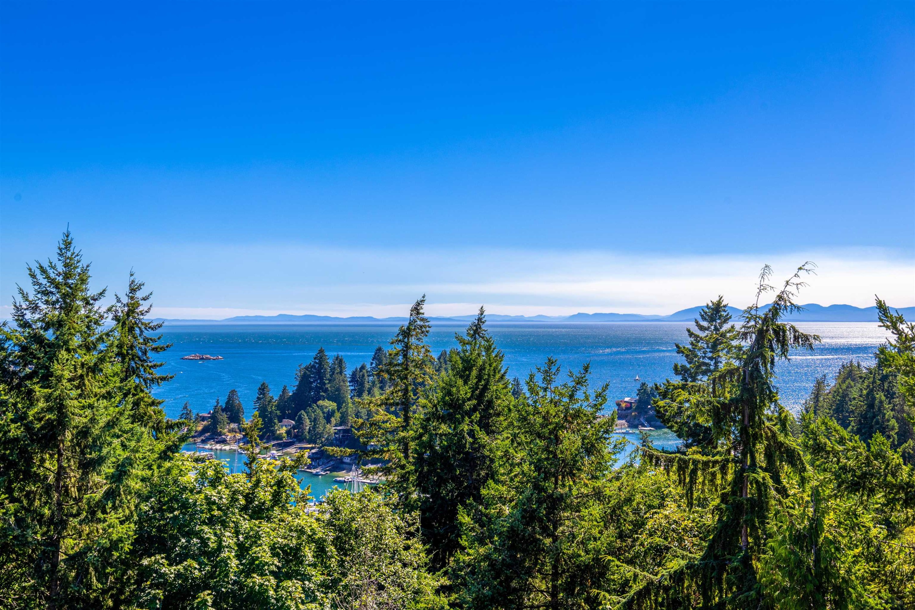 5840 Falcon Road, West Vancouver, BC