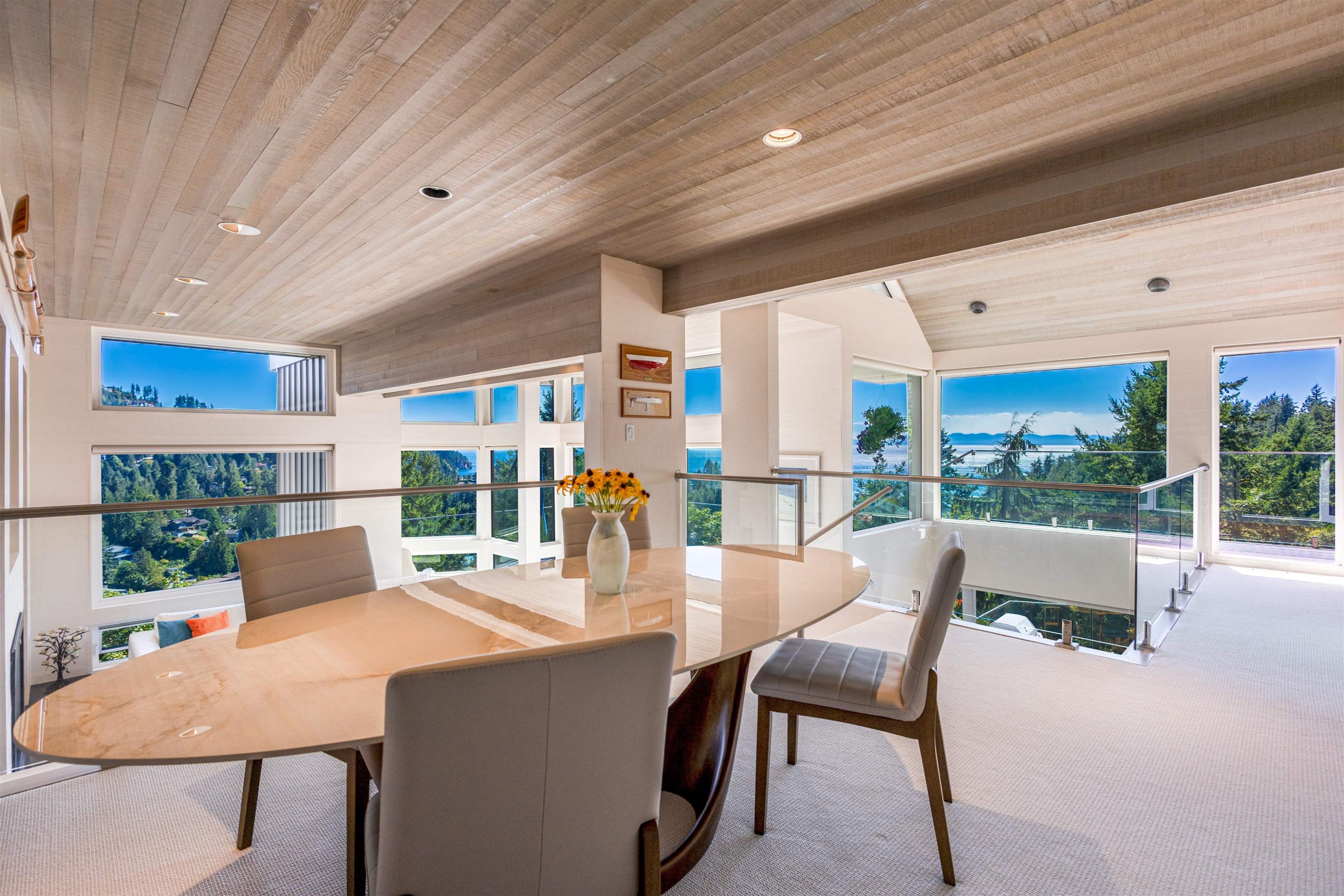 5840 Falcon Road, West Vancouver, BC