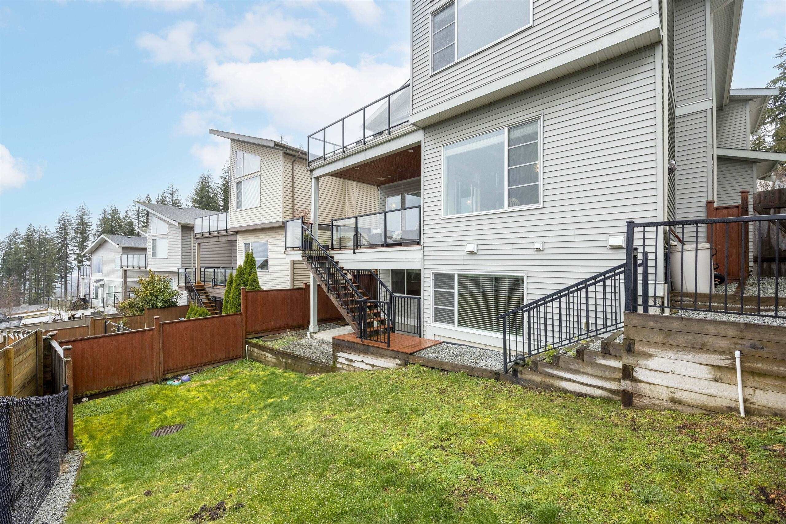 1407 Strawline Hill Street, Coquitlam, BC