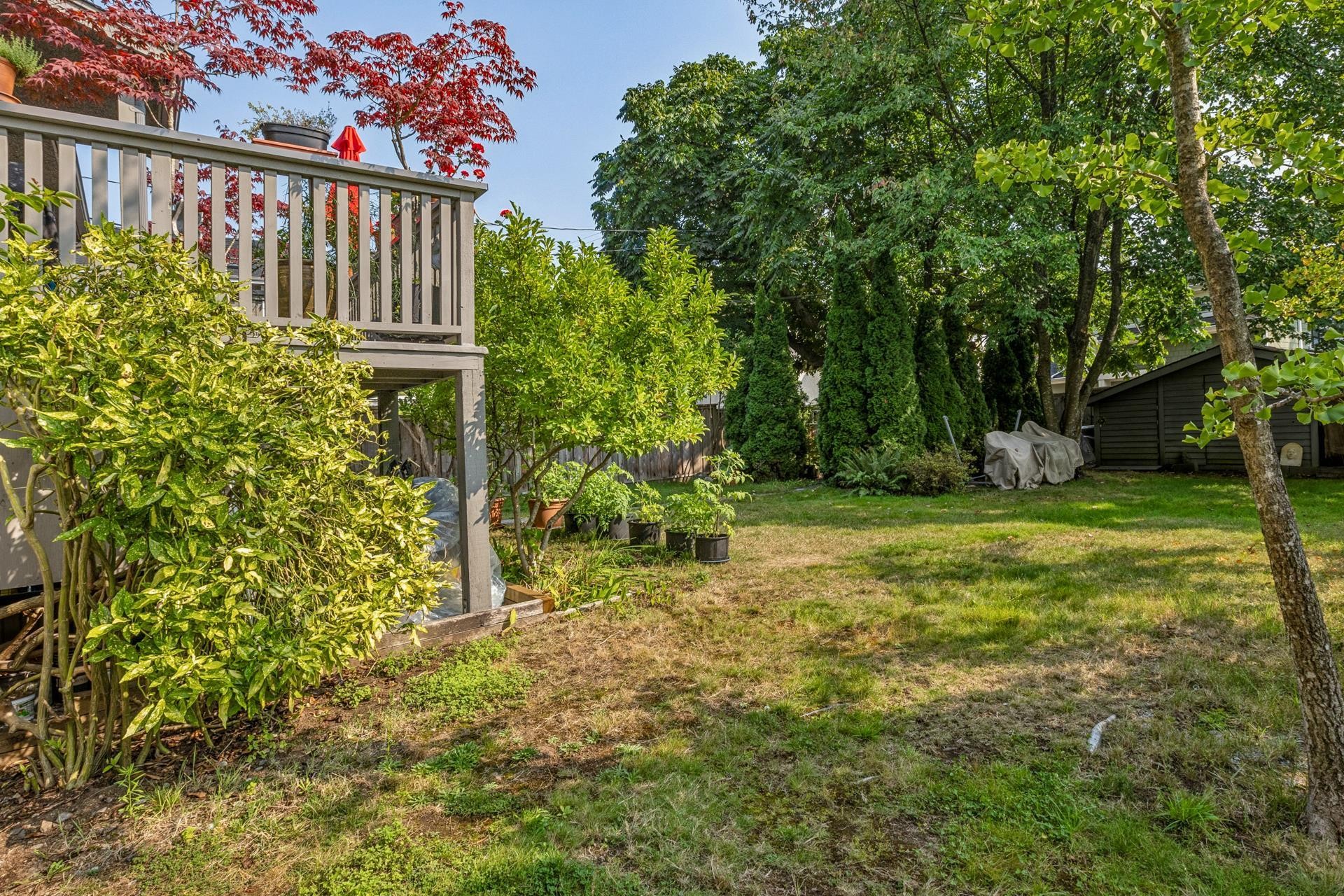 415 26Th Street W, North Vancouver, BC