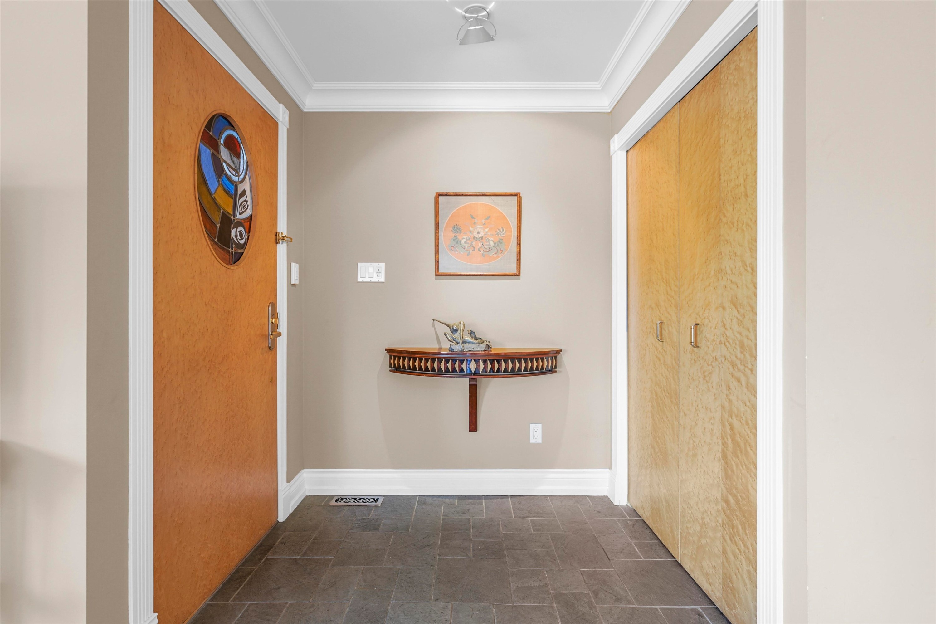 1130 Ironwork Passage, Vancouver, BC