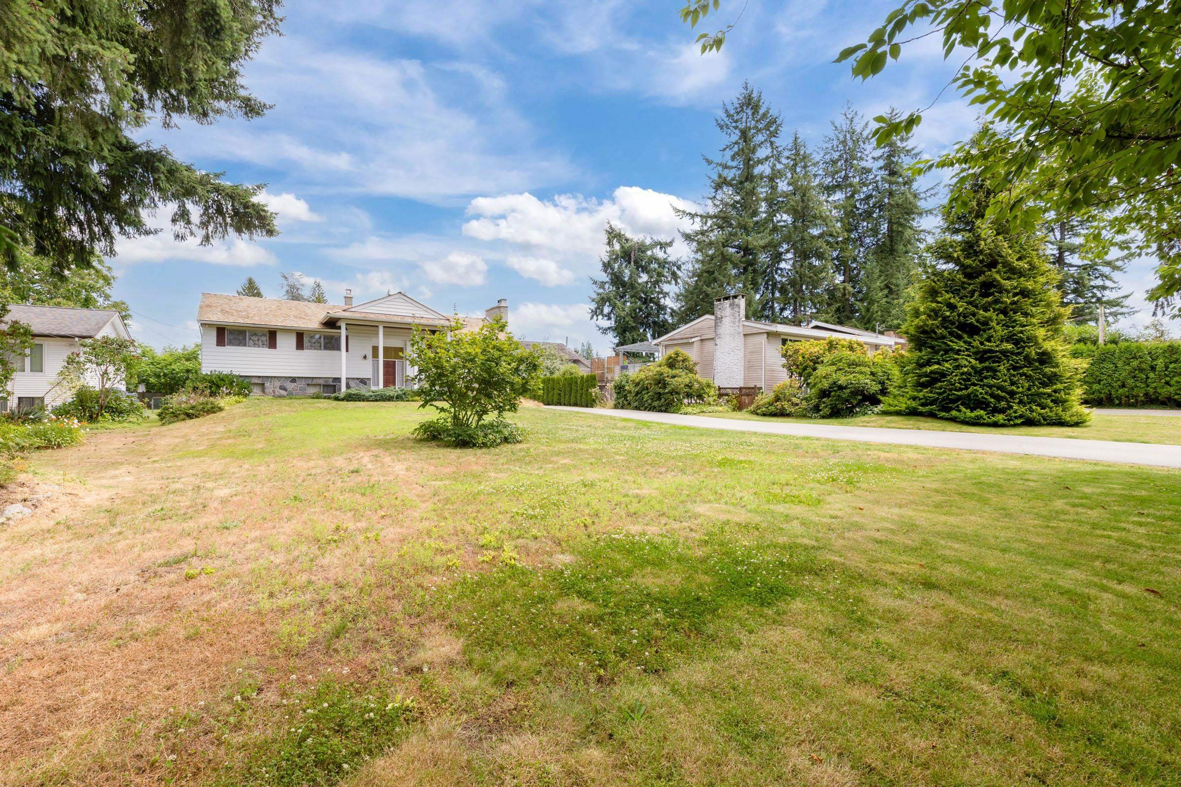 945 Lillian Street, Coquitlam, BC
