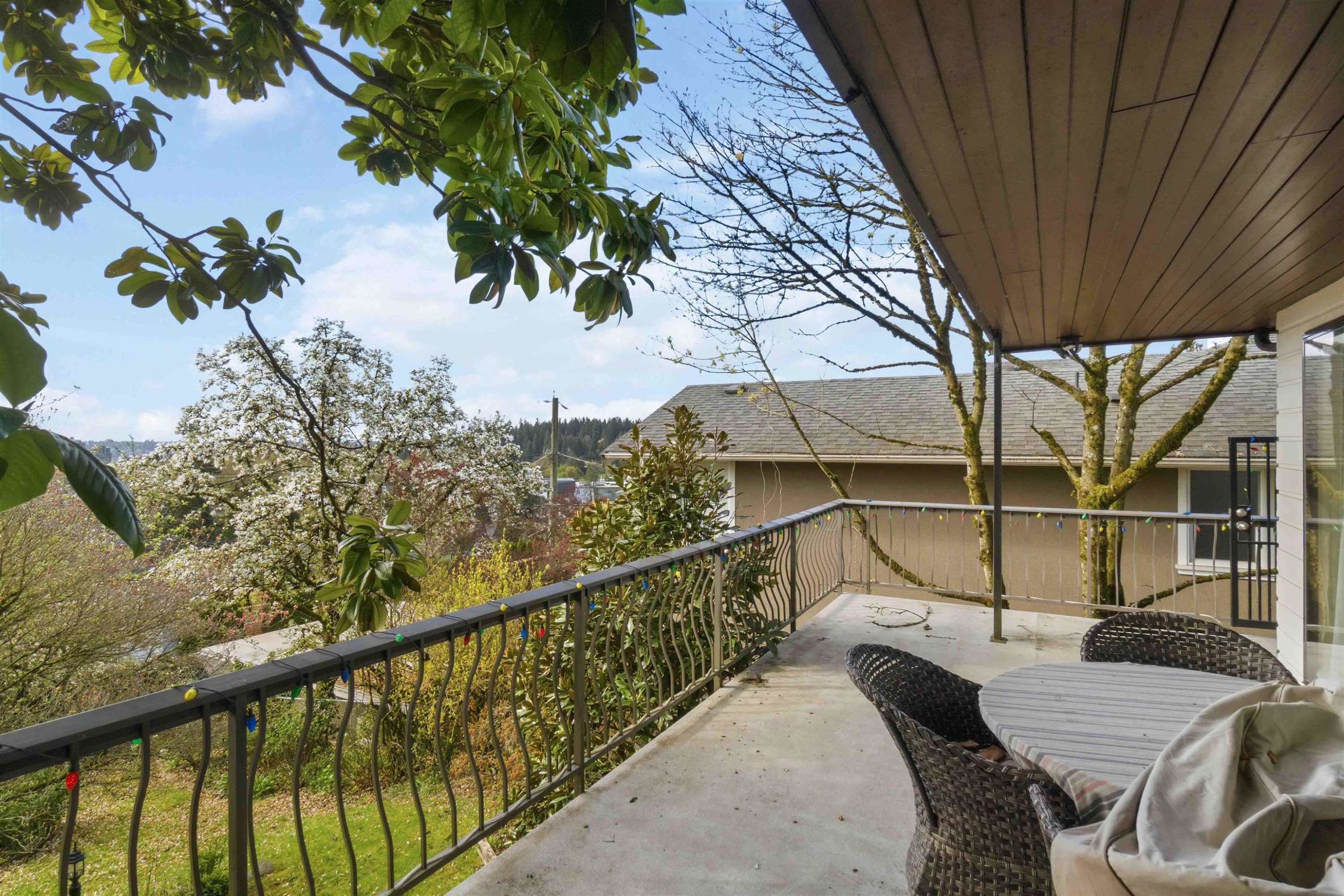 140 Eighth Avenue E, New Westminster, BC