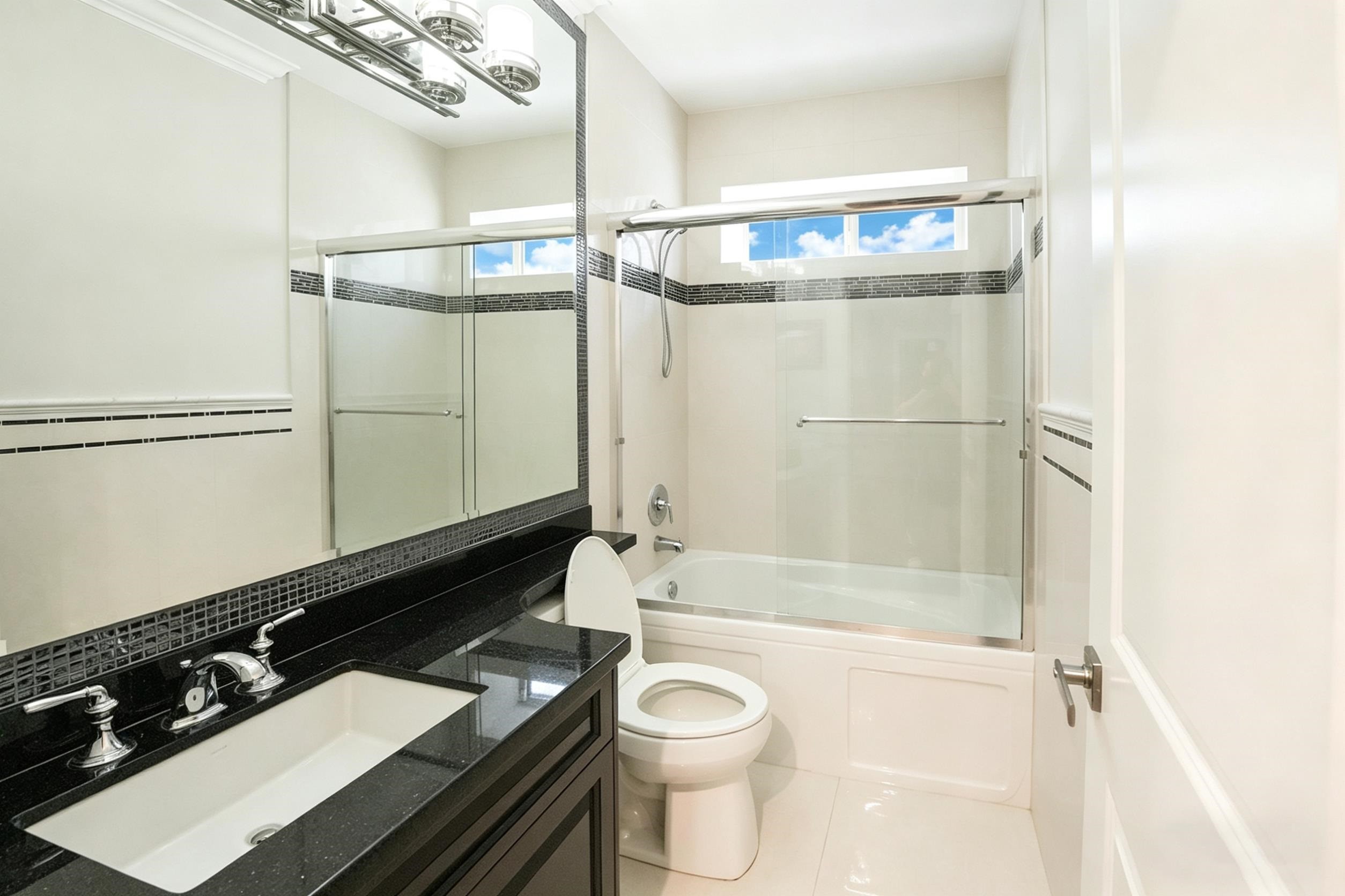 4056 30Th Avenue W, Vancouver, BC