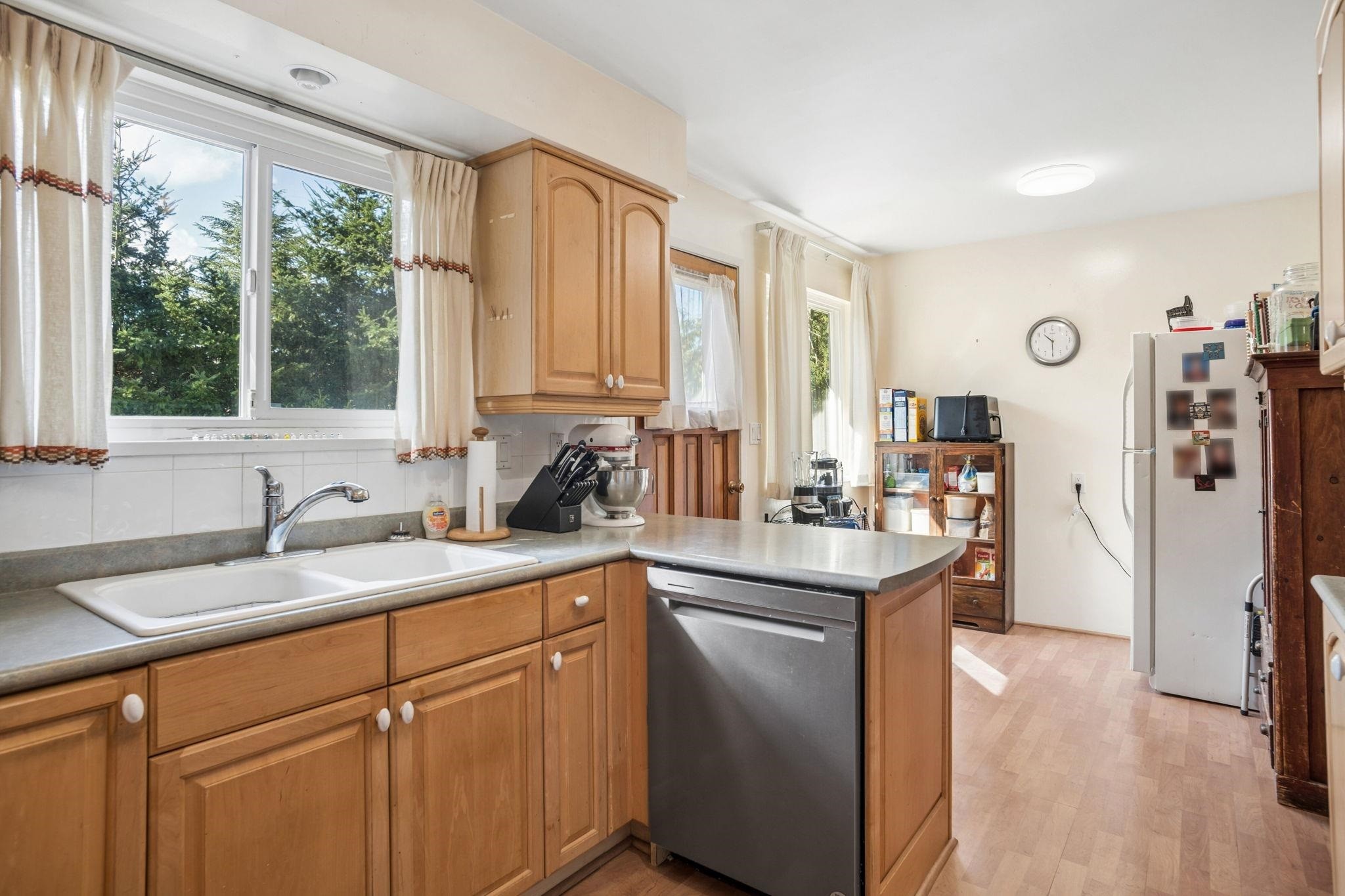 5392 Maple Crescent, Delta, BC