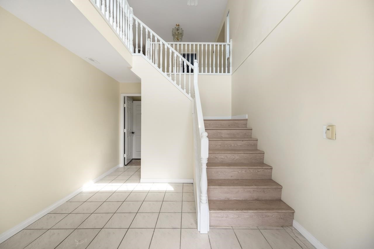 1869 Prairie Avenue, Port Coquitlam, BC
