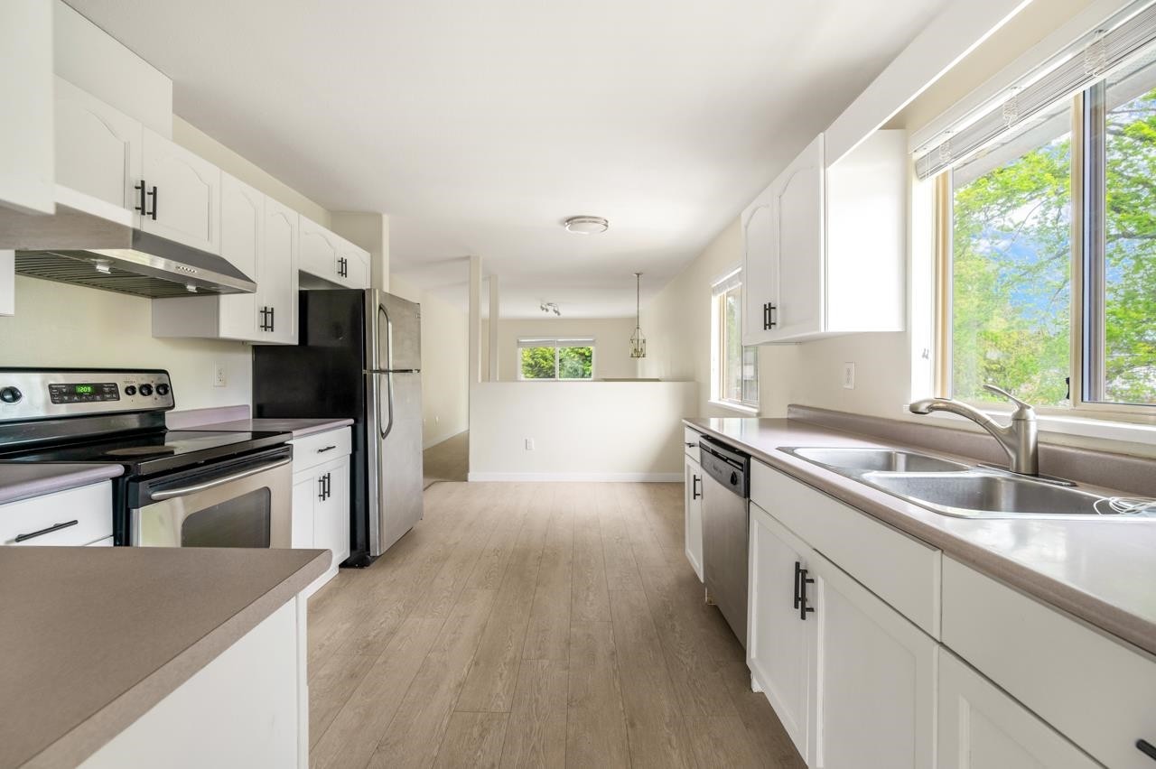1869 Prairie Avenue, Port Coquitlam, BC