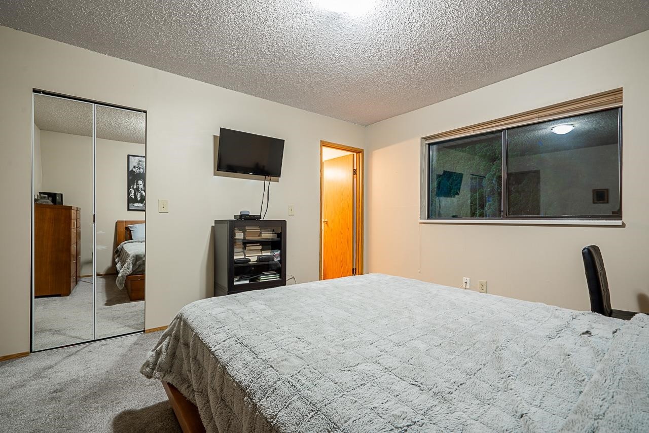 949 Lynwood Avenue, Port Coquitlam, BC
