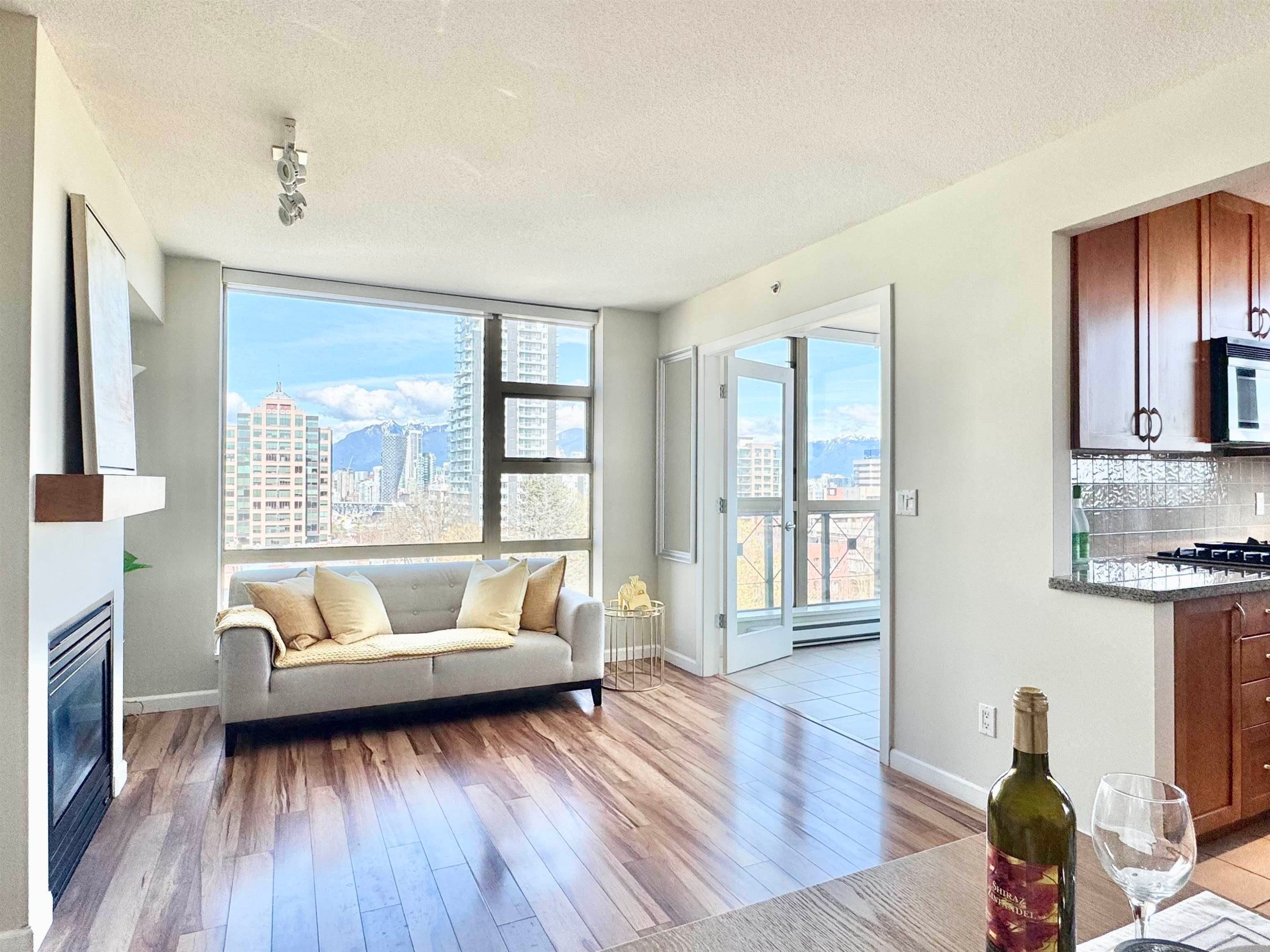 905-1316 11Th Avenue W, Vancouver, BC