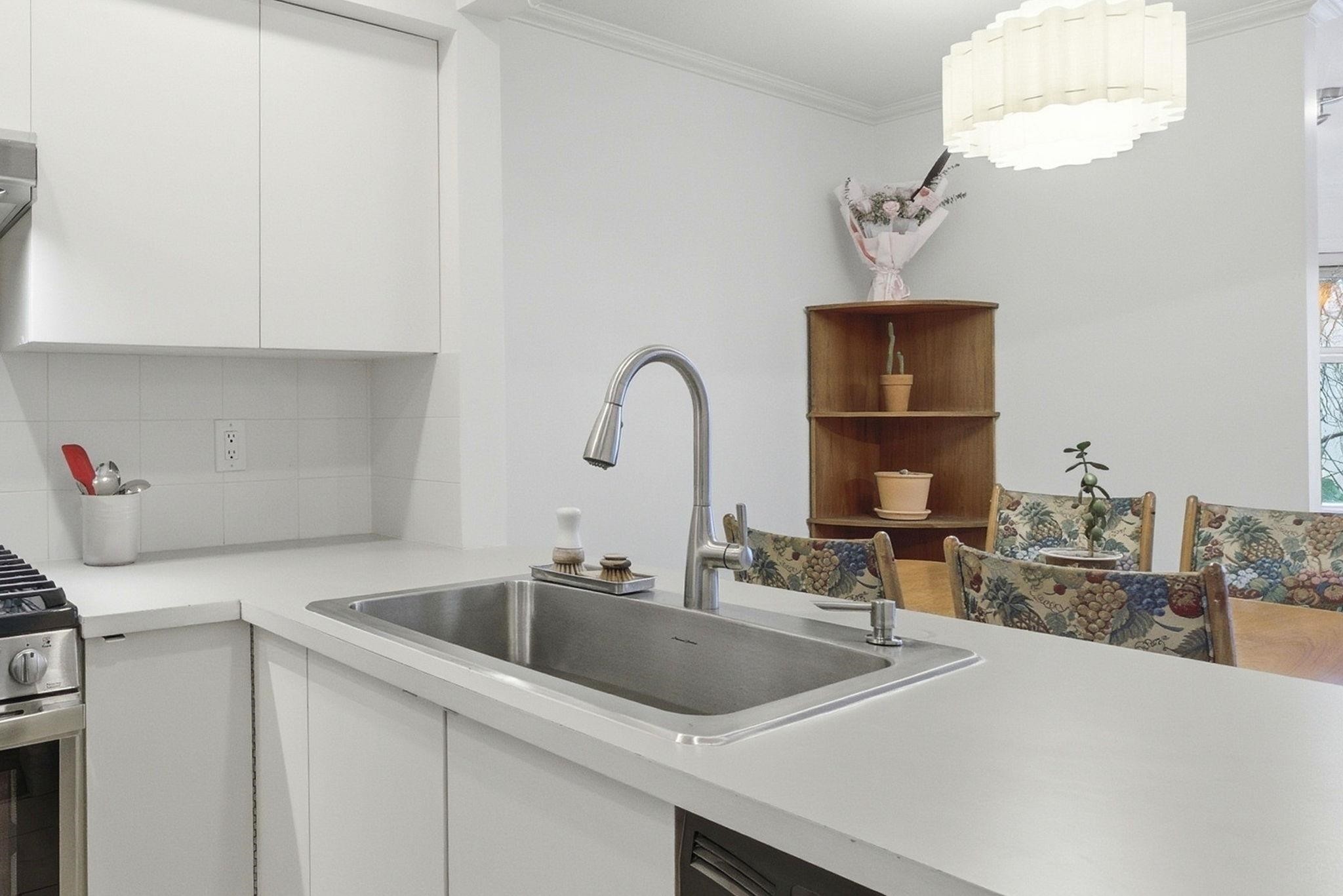 1405 Pendrell Street, Vancouver, BC