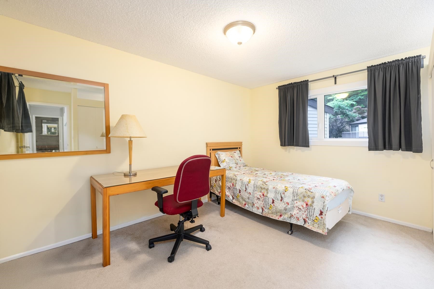 1135 Heritage Boulevard, North Vancouver, BC