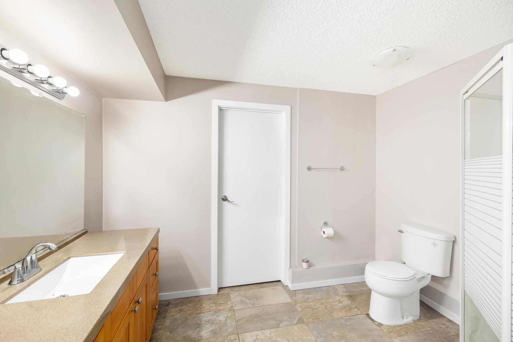 1135 Heritage Boulevard, North Vancouver, BC