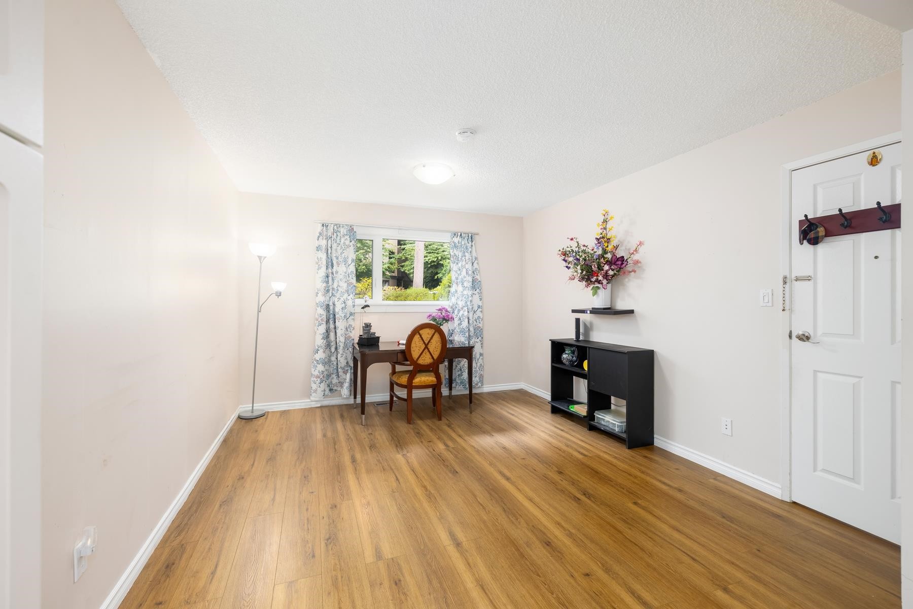 1135 Heritage Boulevard, North Vancouver, BC