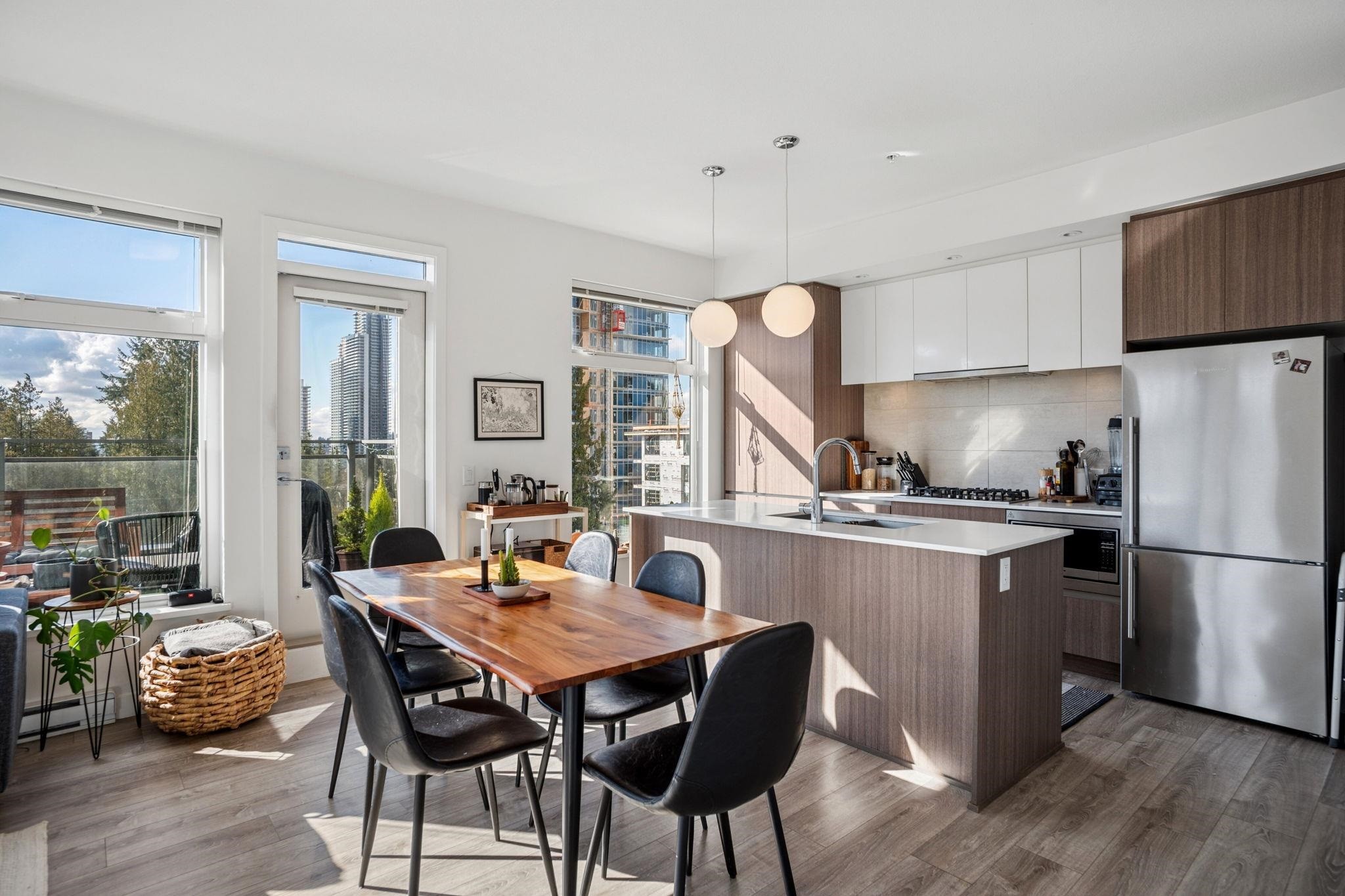 504-516 Foster Avenue, Coquitlam, BC
