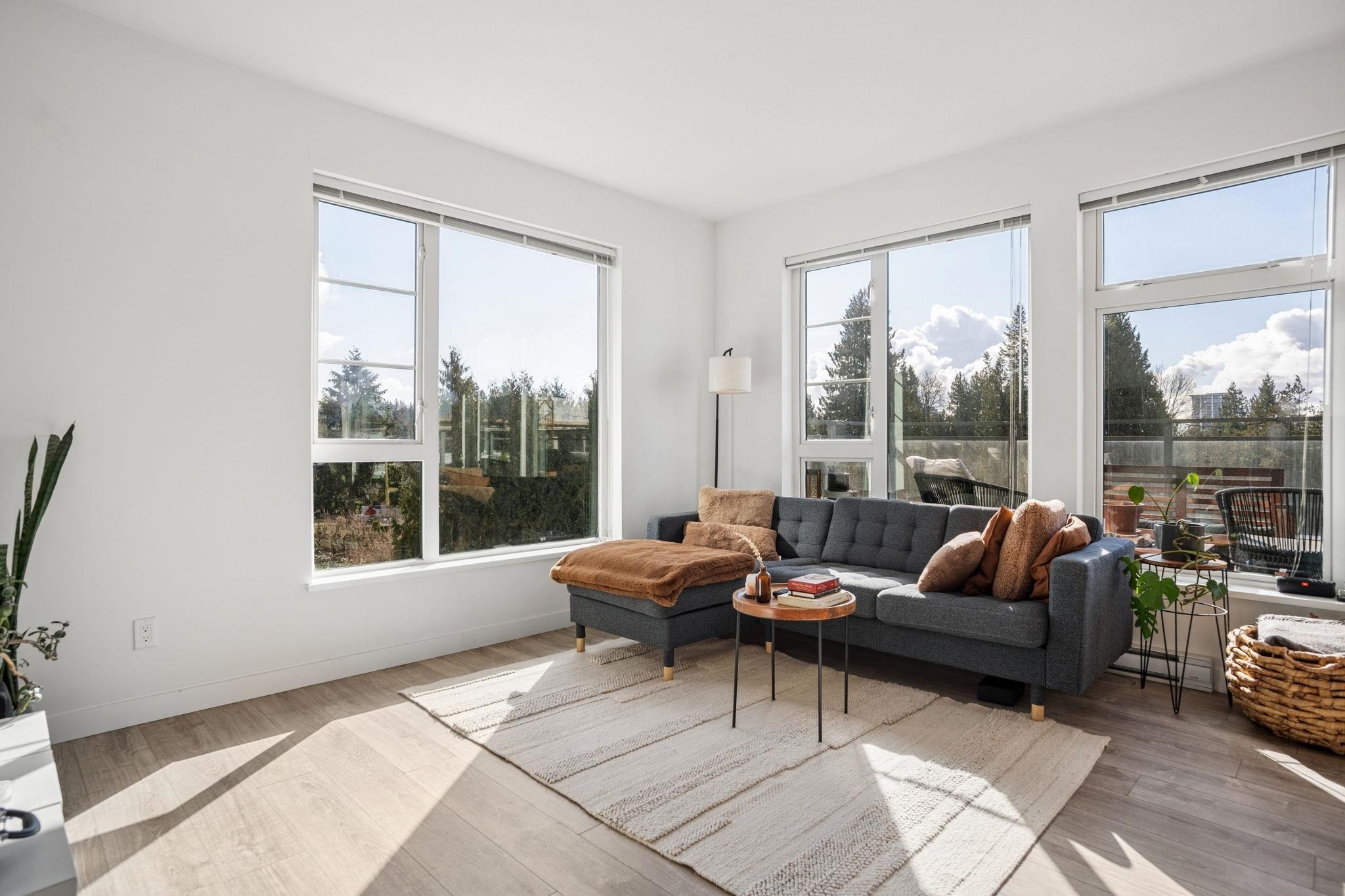 504-516 Foster Avenue, Coquitlam, BC