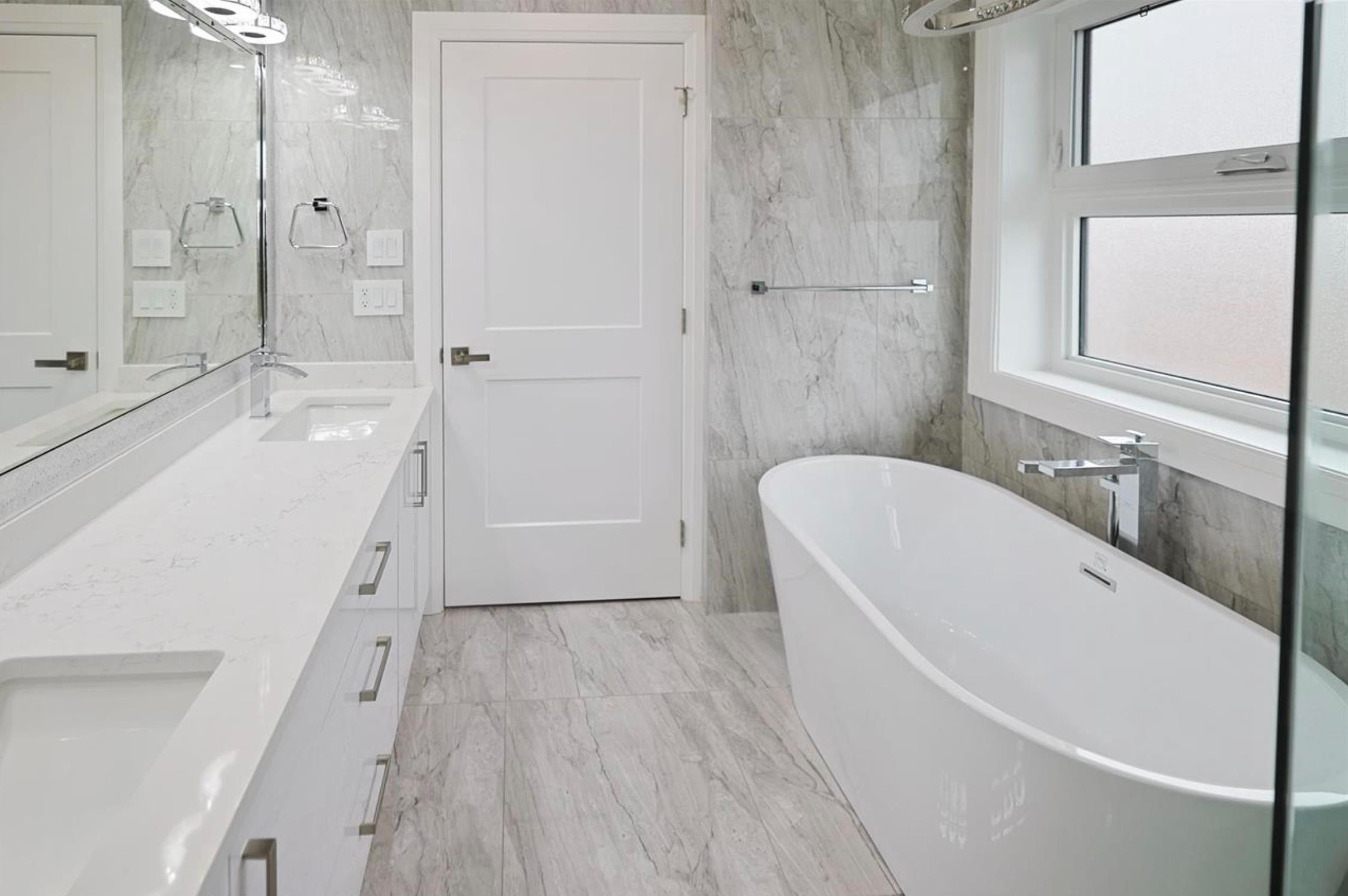 2984 Kitchener Street, Vancouver, BC