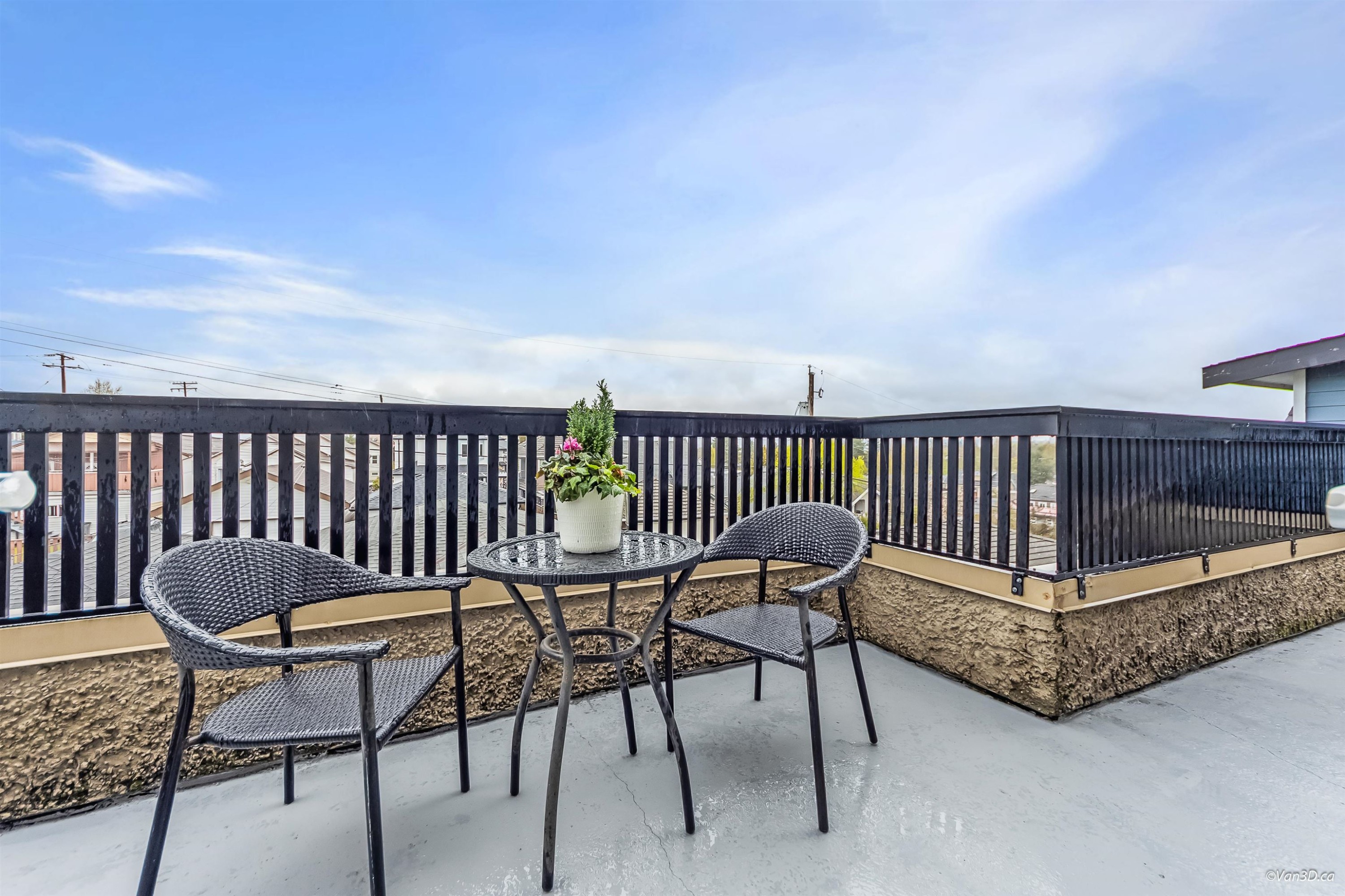 2457 3Rd Avenue E, Vancouver, BC