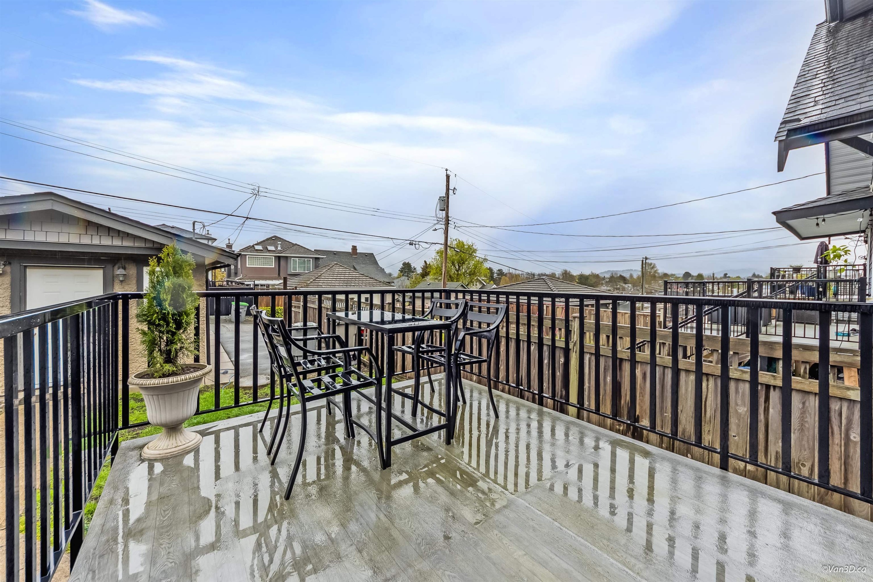 2457 3Rd Avenue E, Vancouver, BC