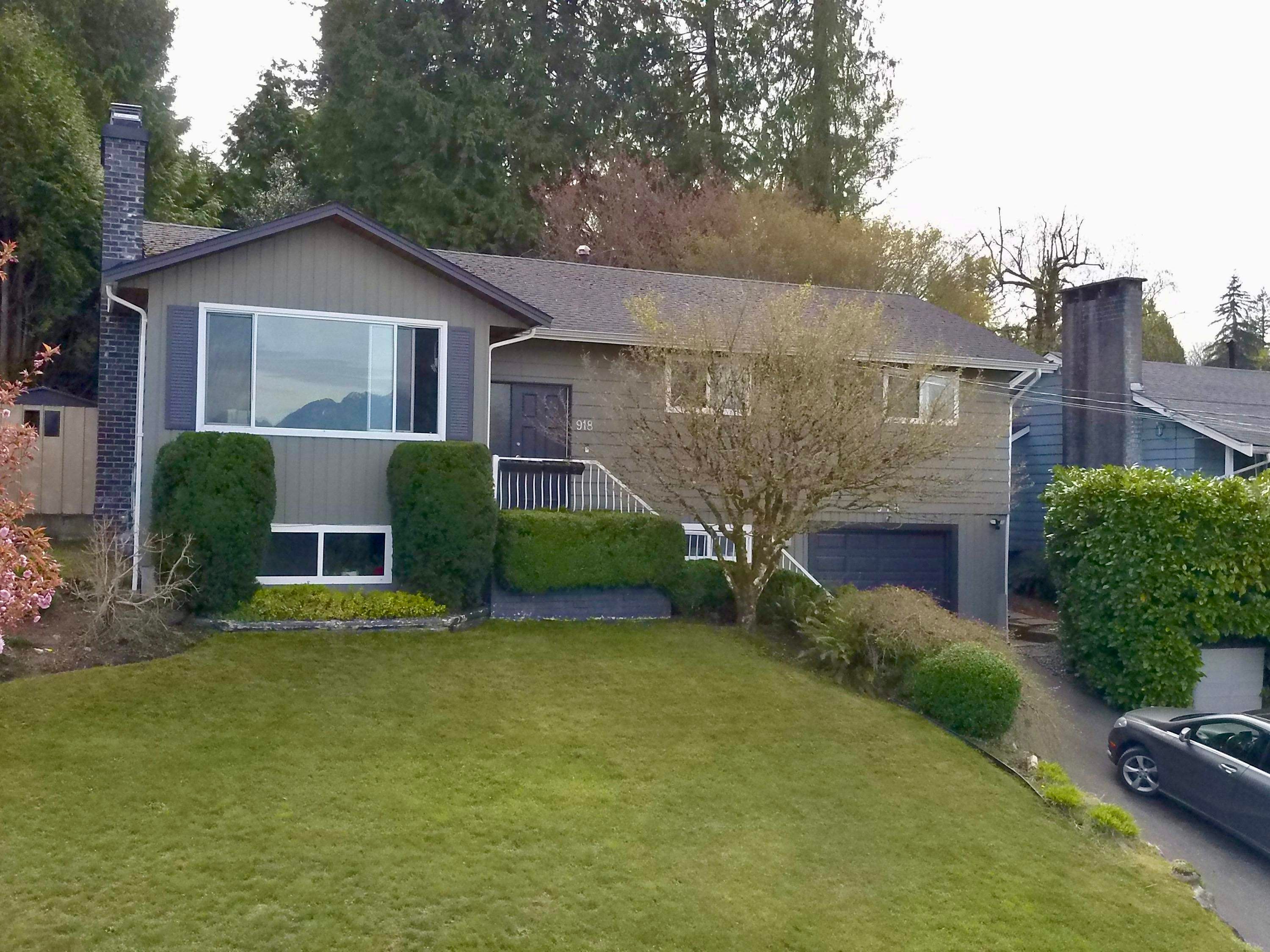 918 Baker Drive, Coquitlam, BC