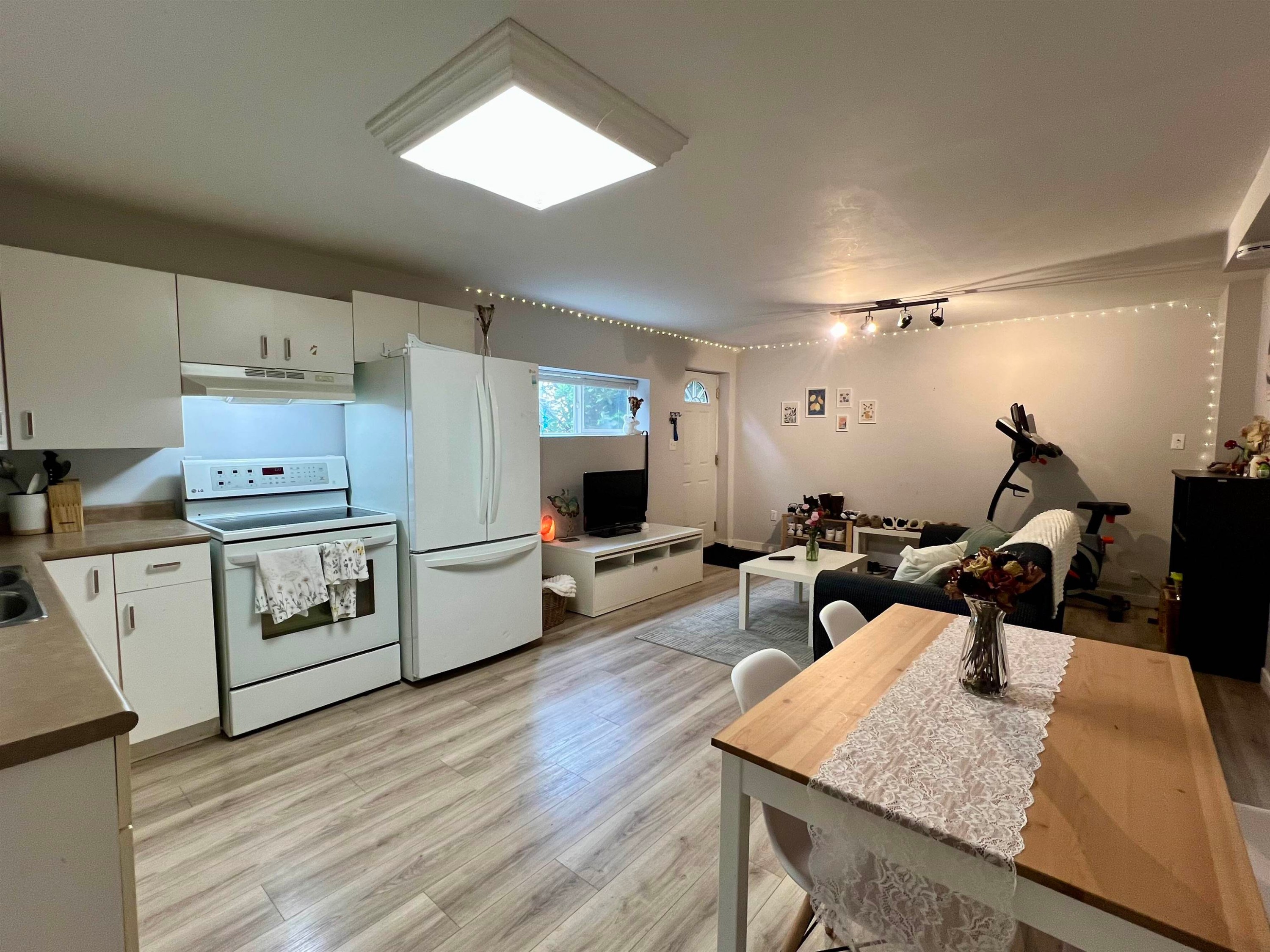 918 Baker Drive, Coquitlam, BC