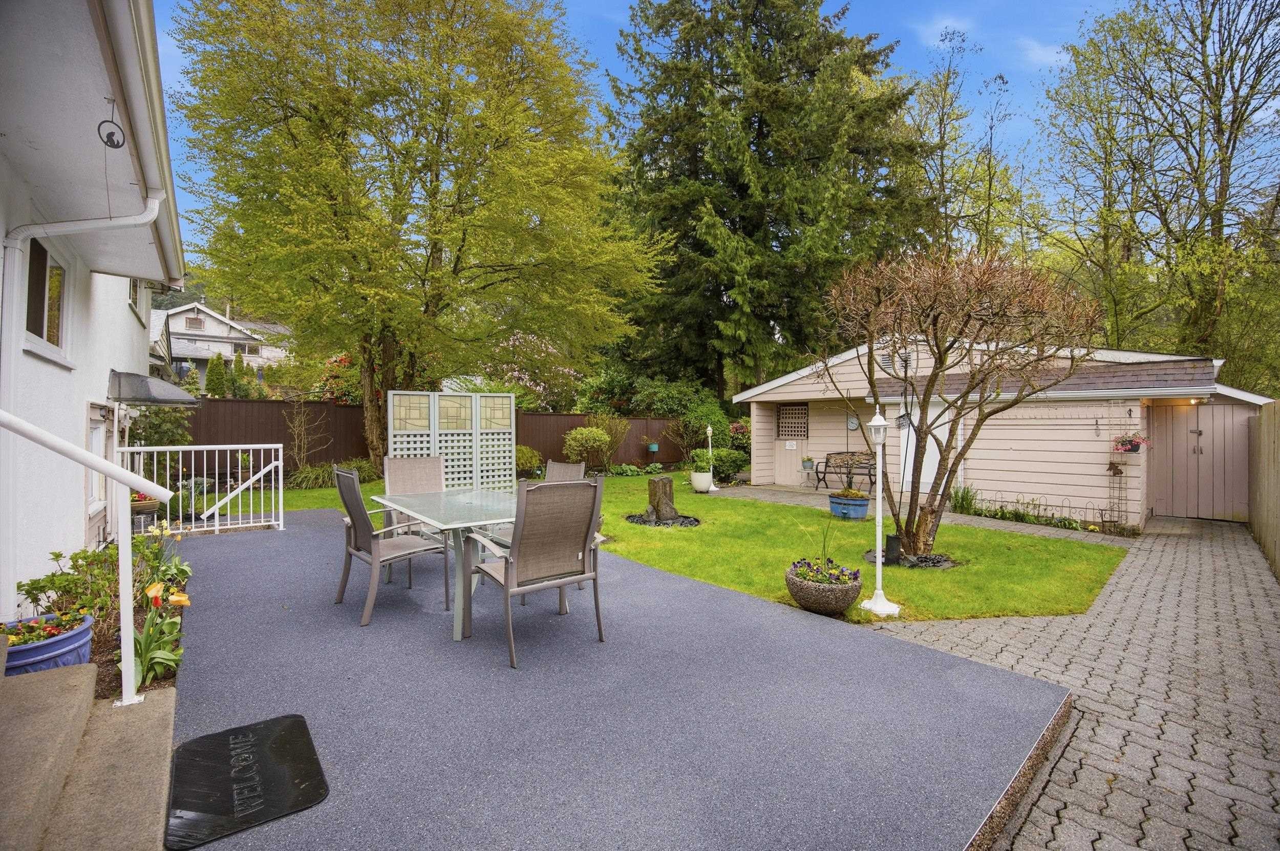 1852 Larson Road, North Vancouver, BC