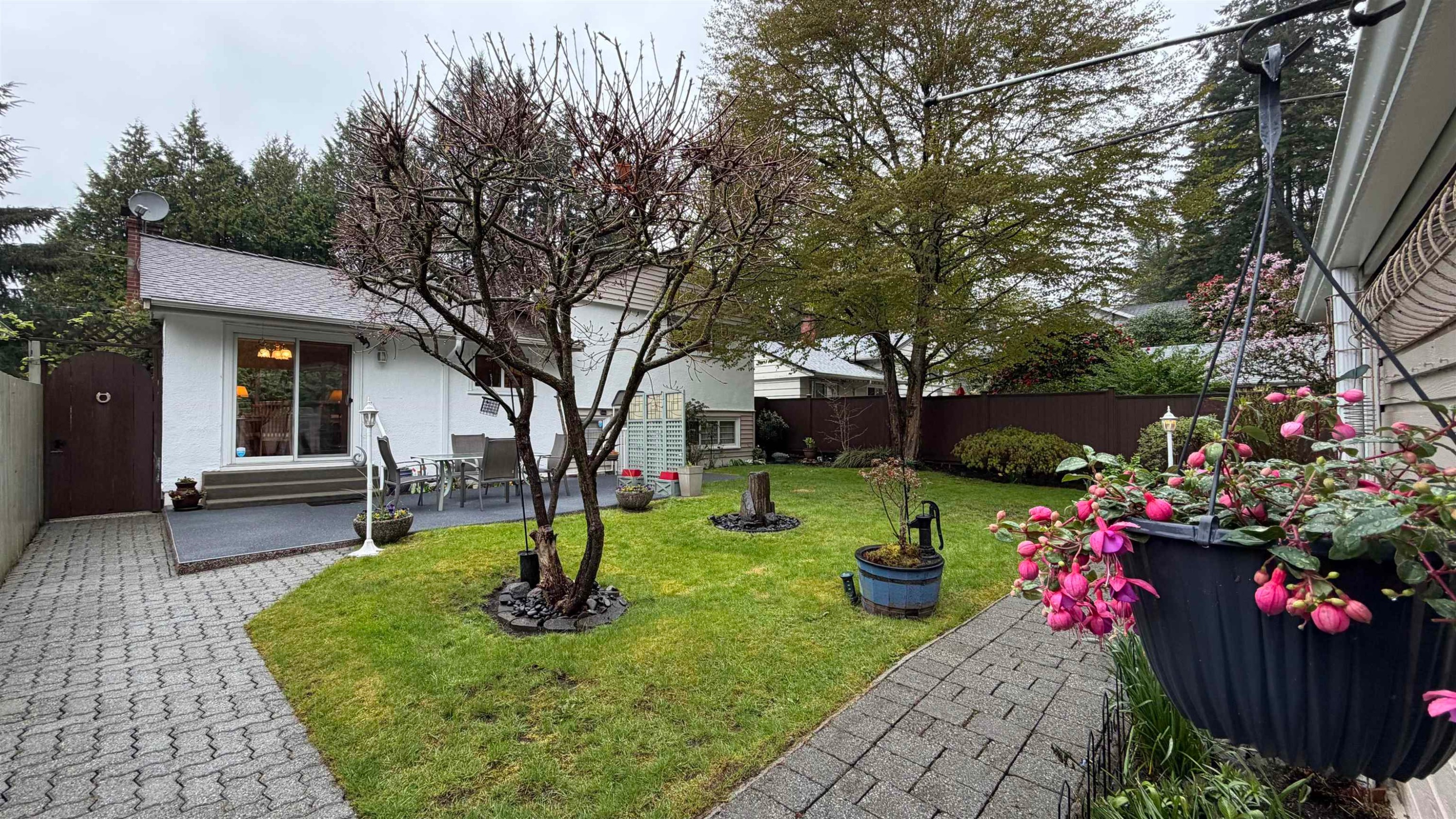 1852 Larson Road, North Vancouver, BC