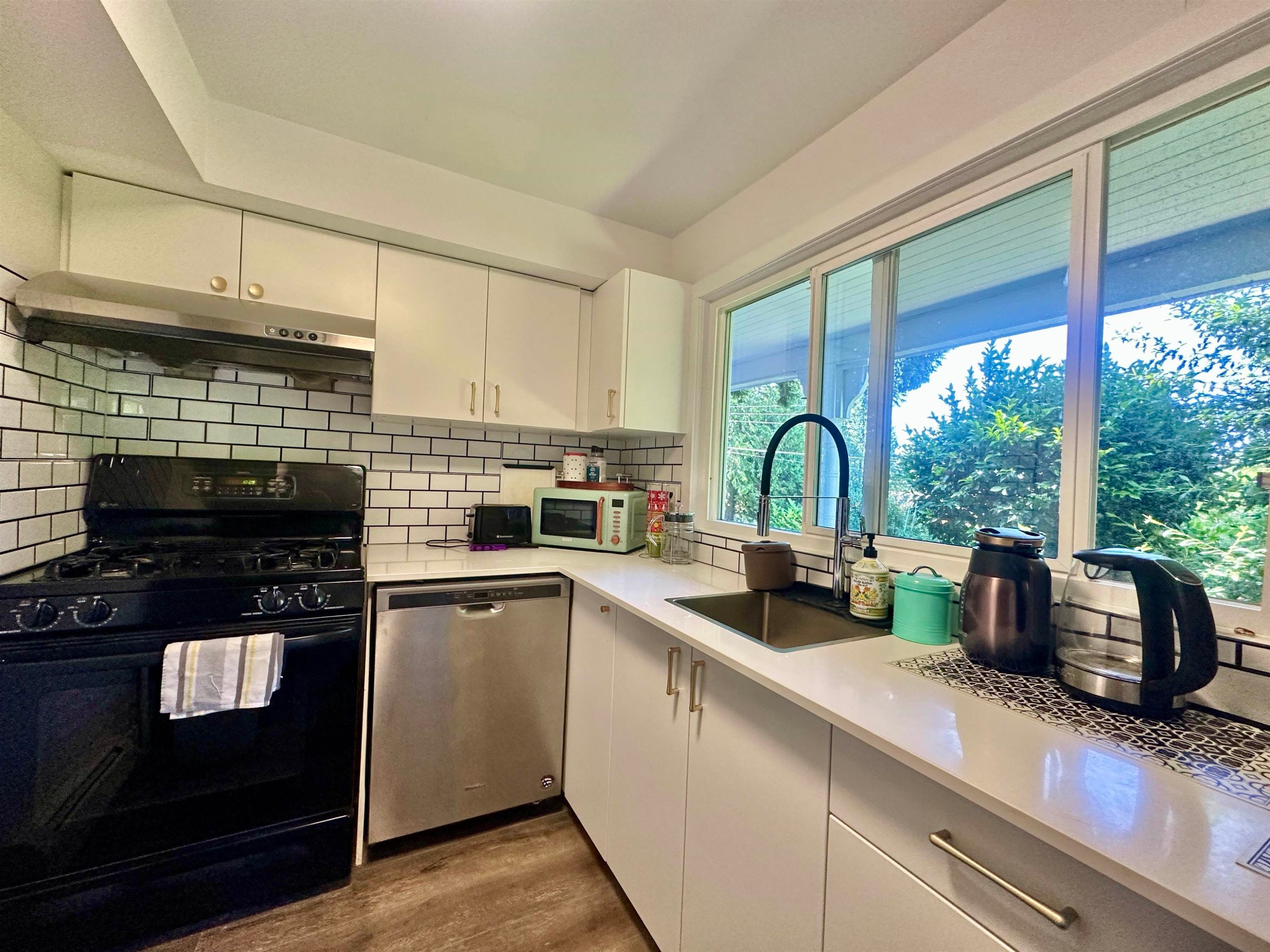 1215 Nepal Crescent, West Vancouver, BC