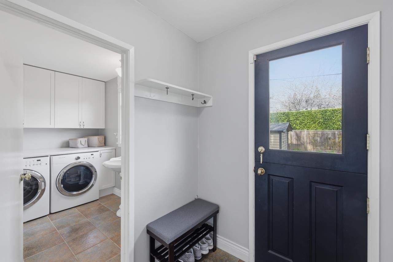 424 Keith Road E, North Vancouver, BC