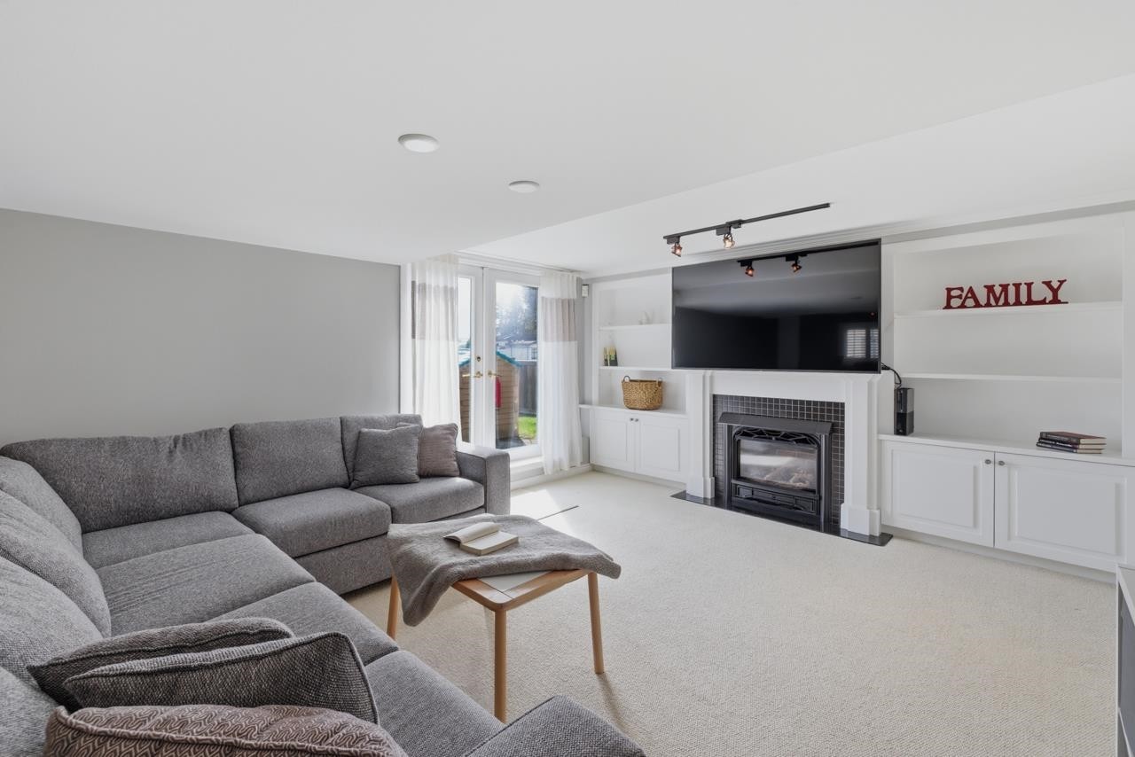 424 Keith Road E, North Vancouver, BC