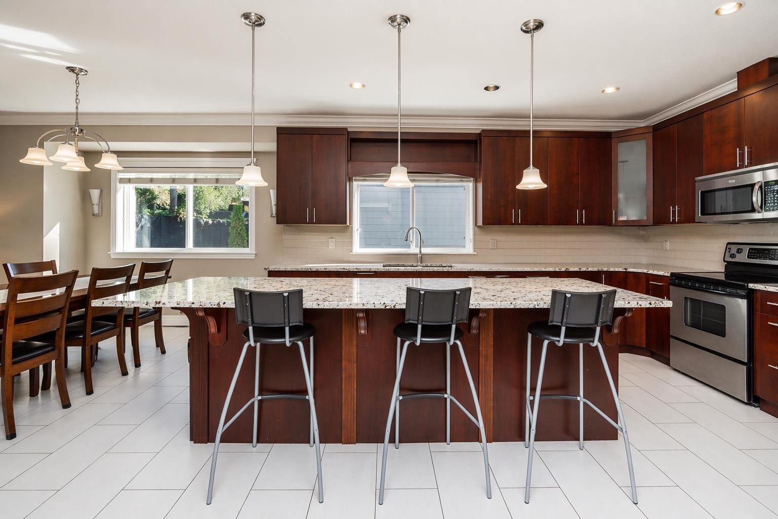 1935 Brunette Avenue, Coquitlam, BC