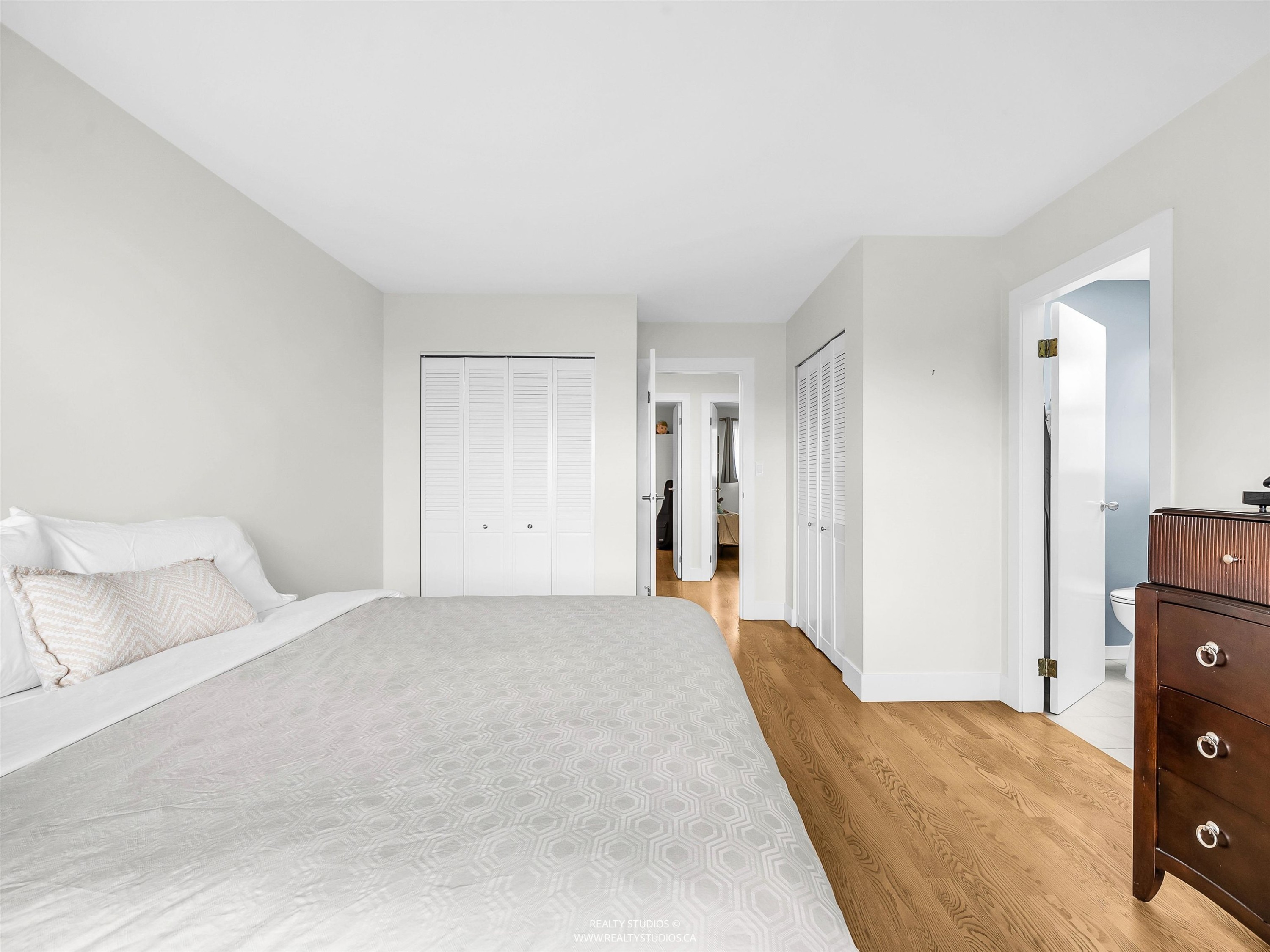 1405 20Th Street, West Vancouver, BC