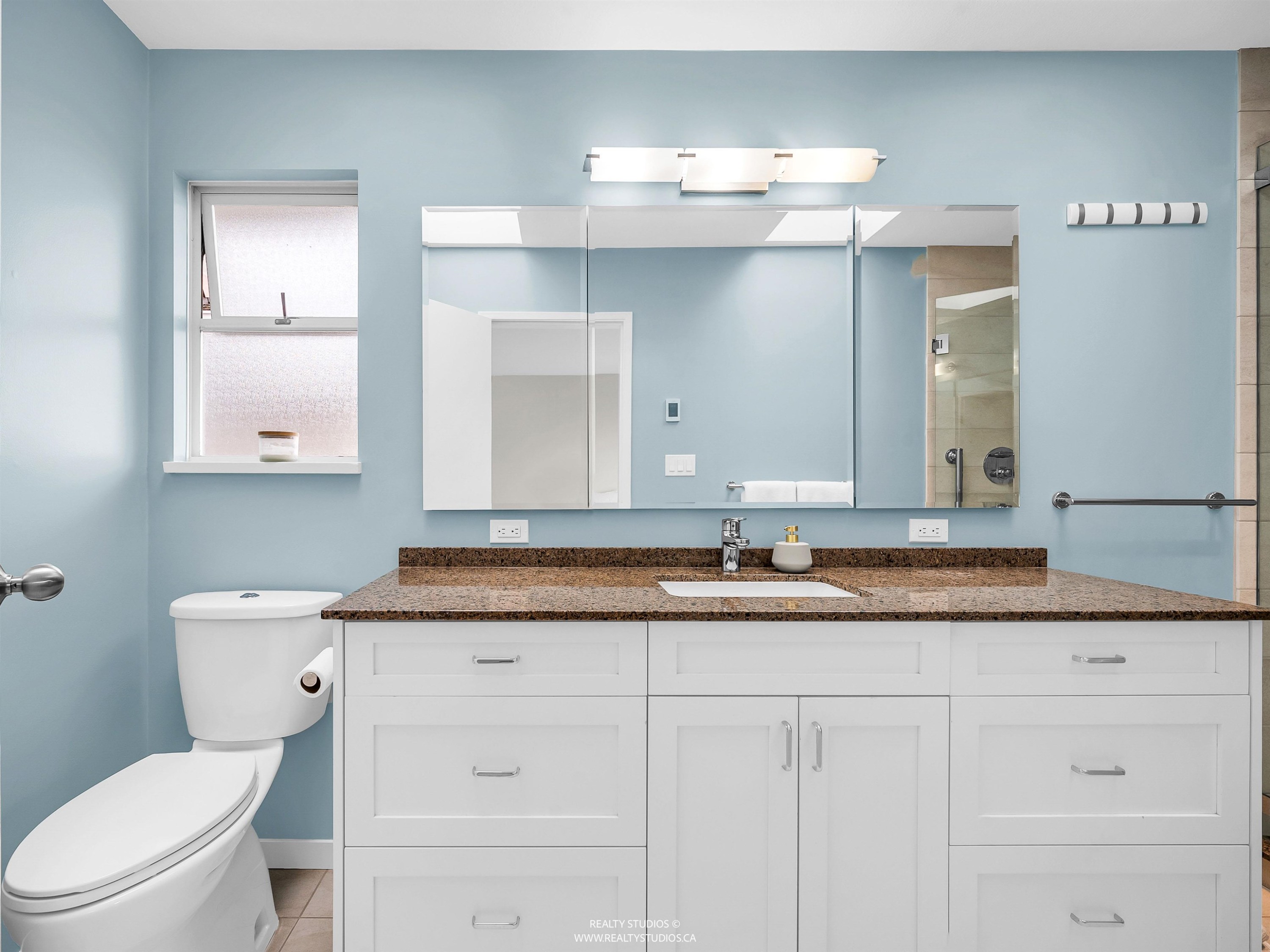 1405 20Th Street, West Vancouver, BC