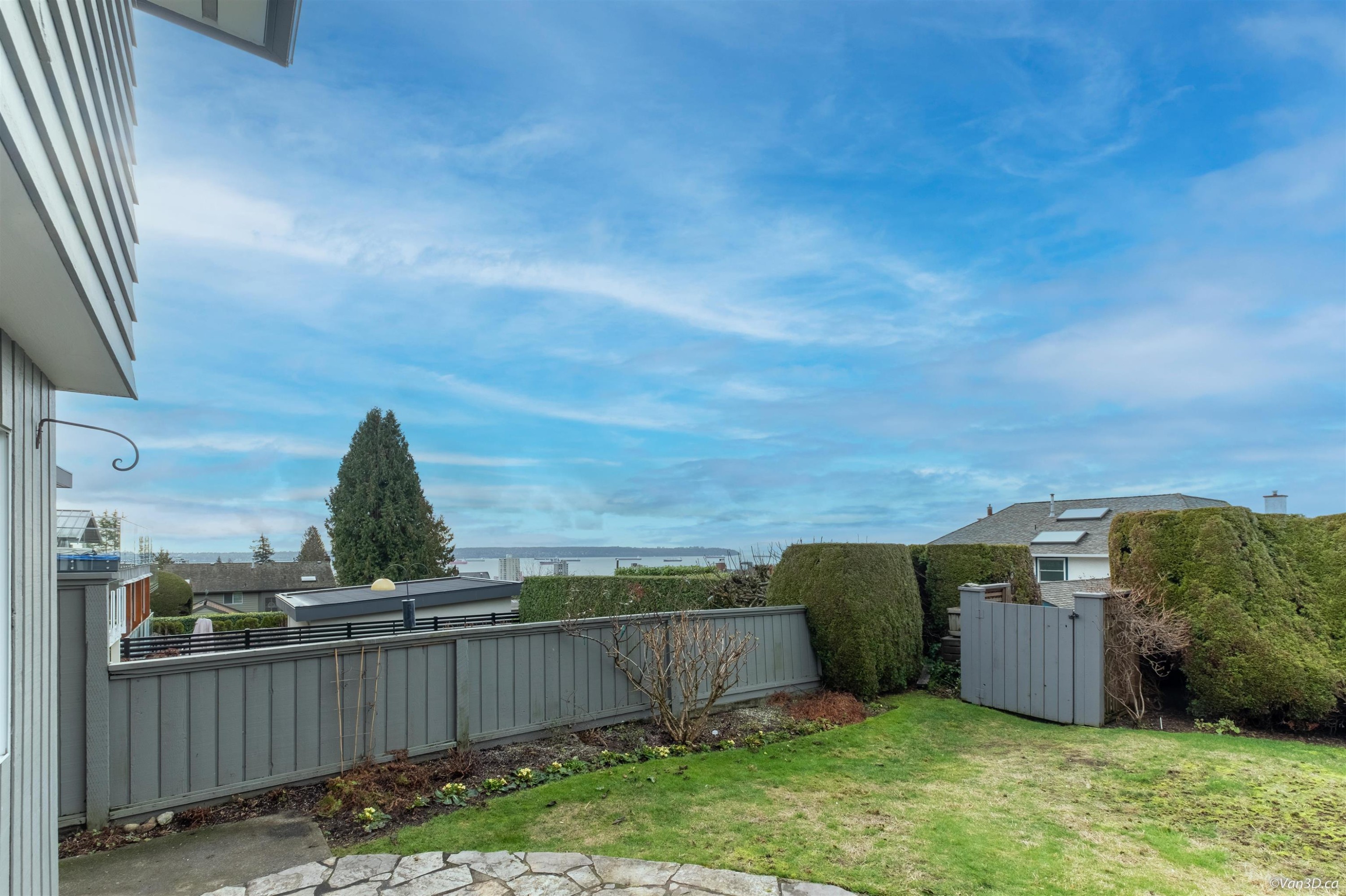 1405 20Th Street, West Vancouver, BC